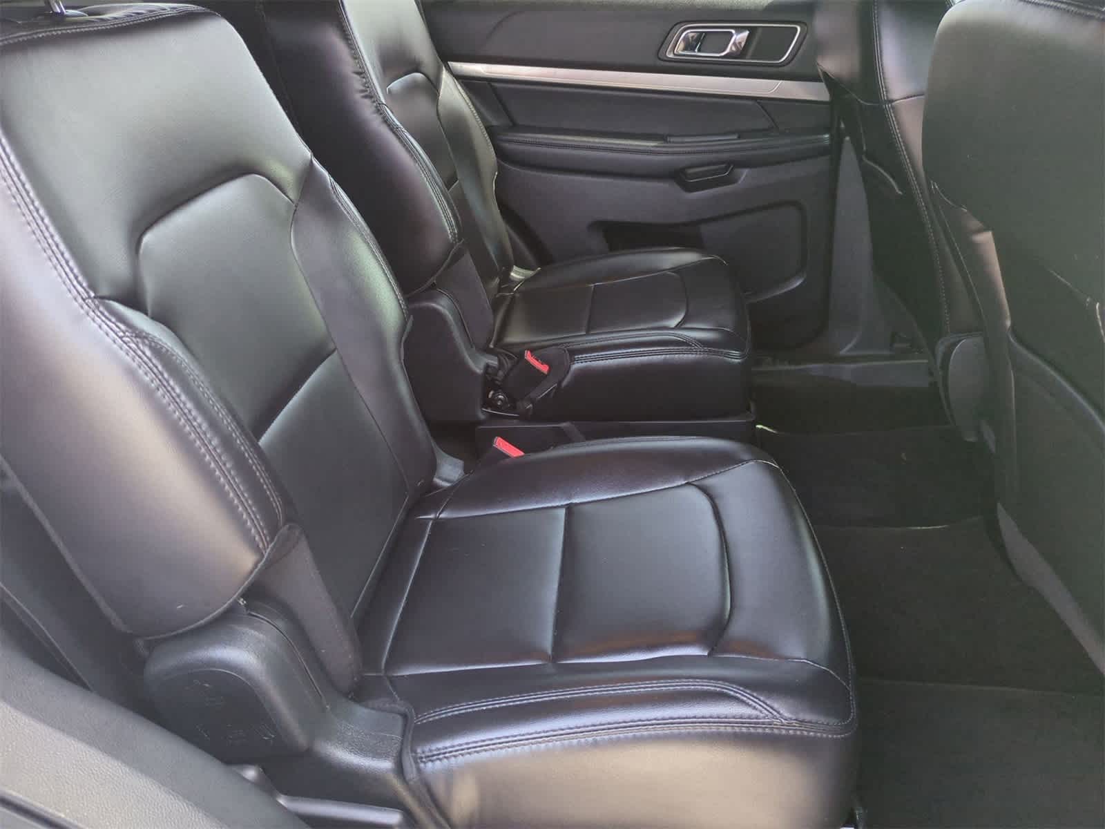 2019 Ford Explorer XLT 26