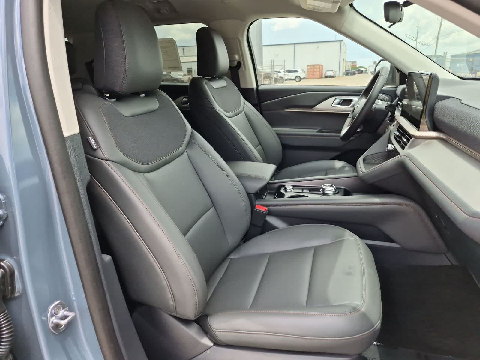 Thumbnail: 2026 Ford Explorer - 27