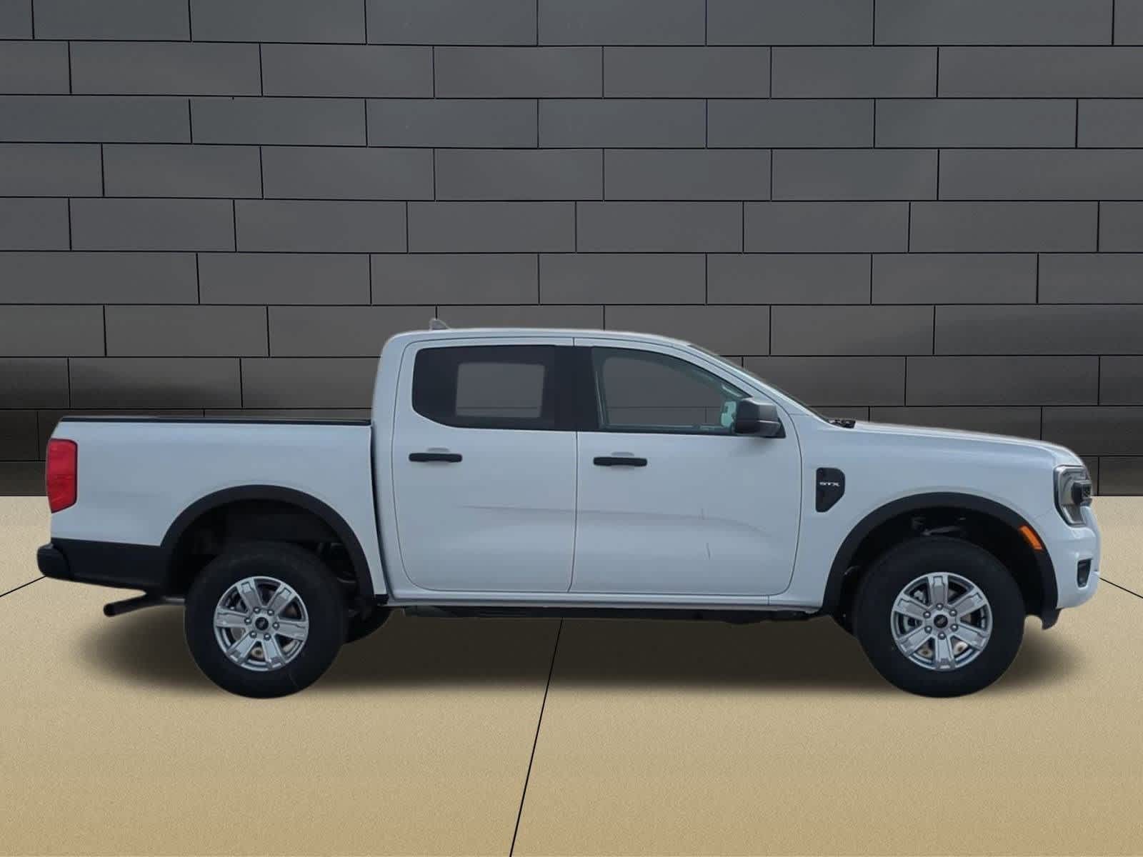 Thumbnail: 2025 Ford Ranger - 9