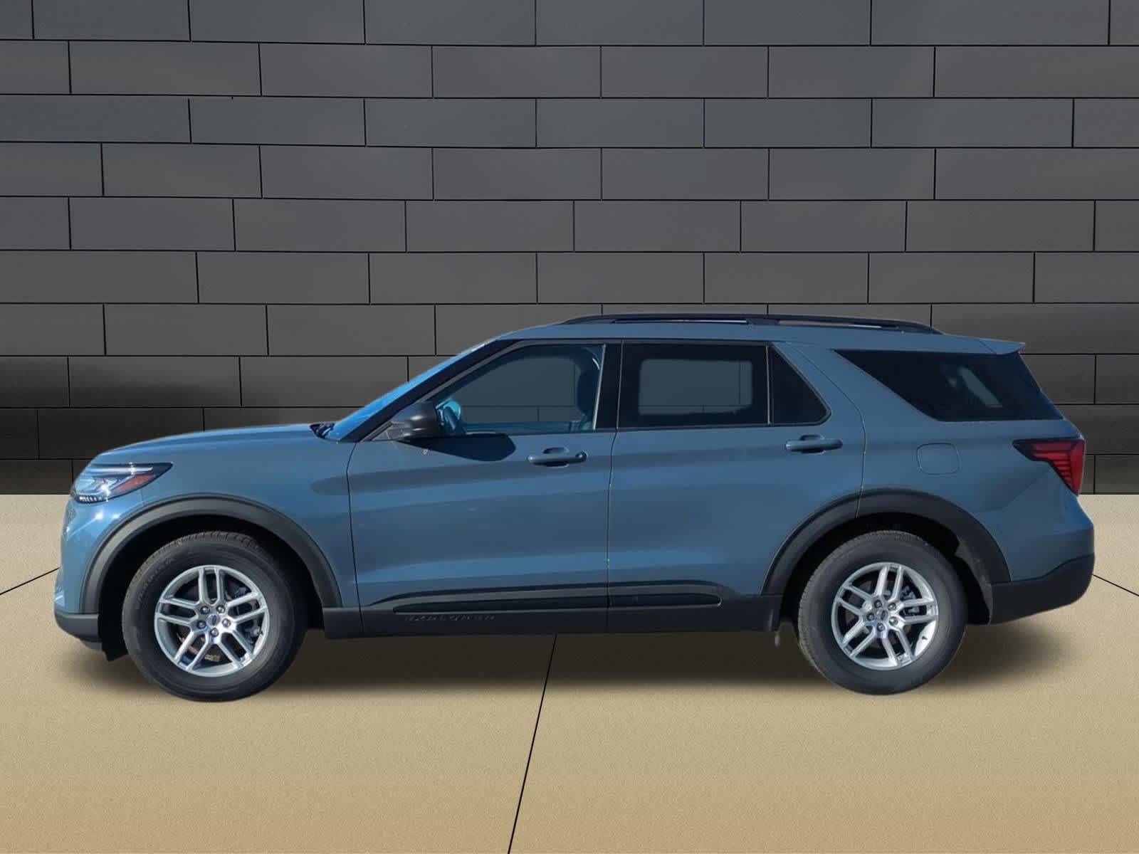 Thumbnail: 2026 Ford Explorer - 5