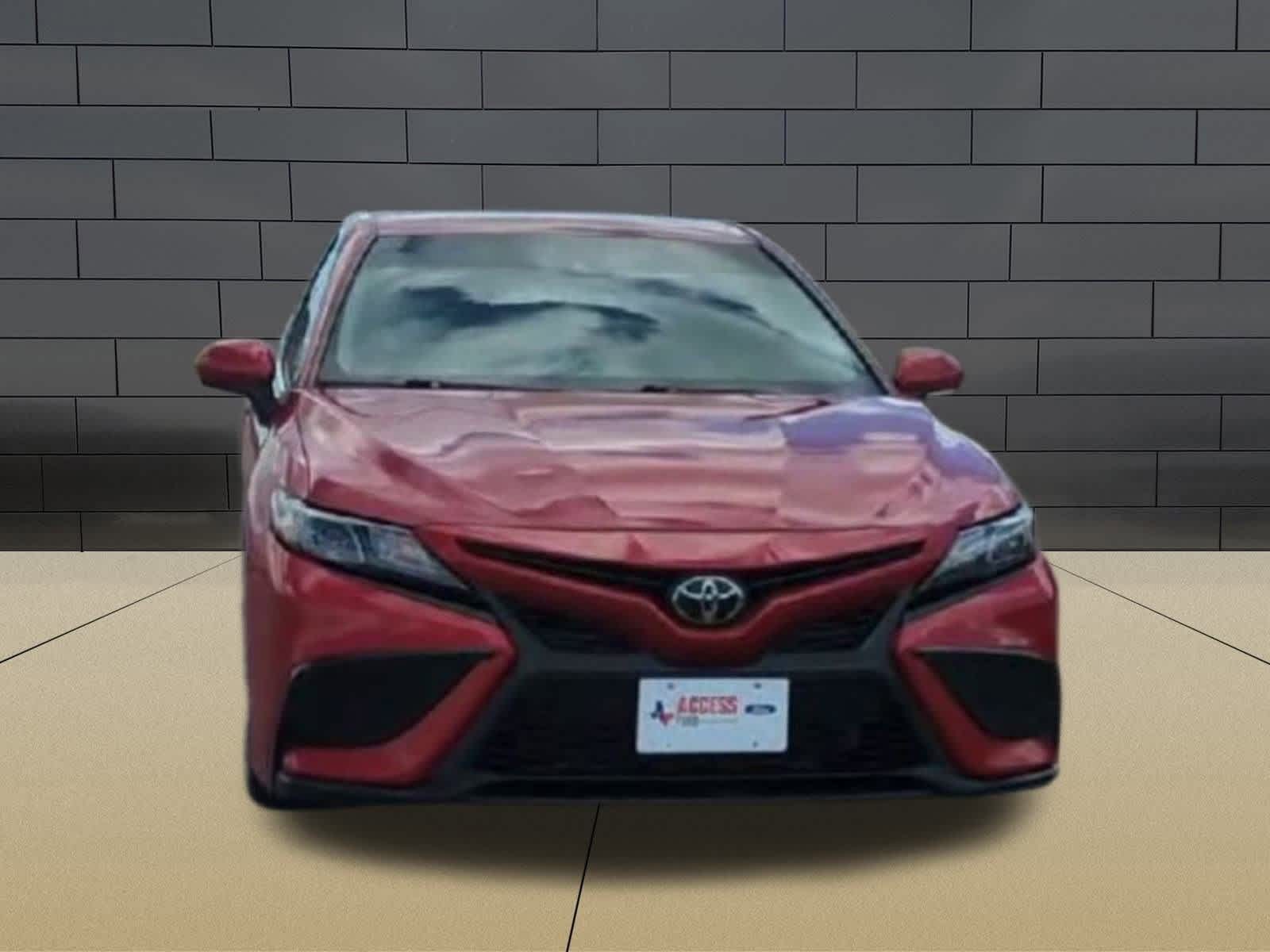 Thumbnail: 2022 Toyota Camry - 3