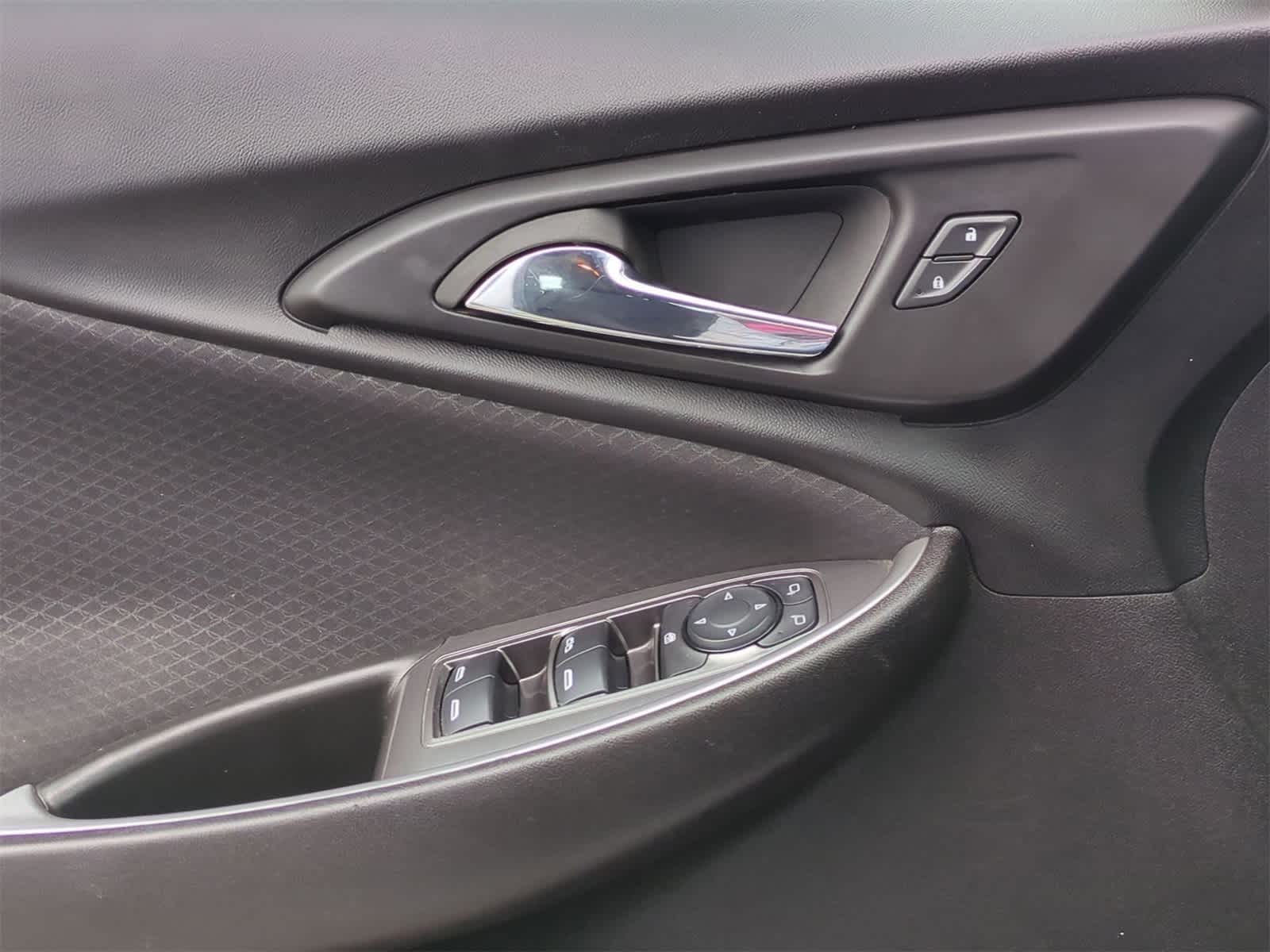 Thumbnail: 2023 Chevrolet Malibu - 22