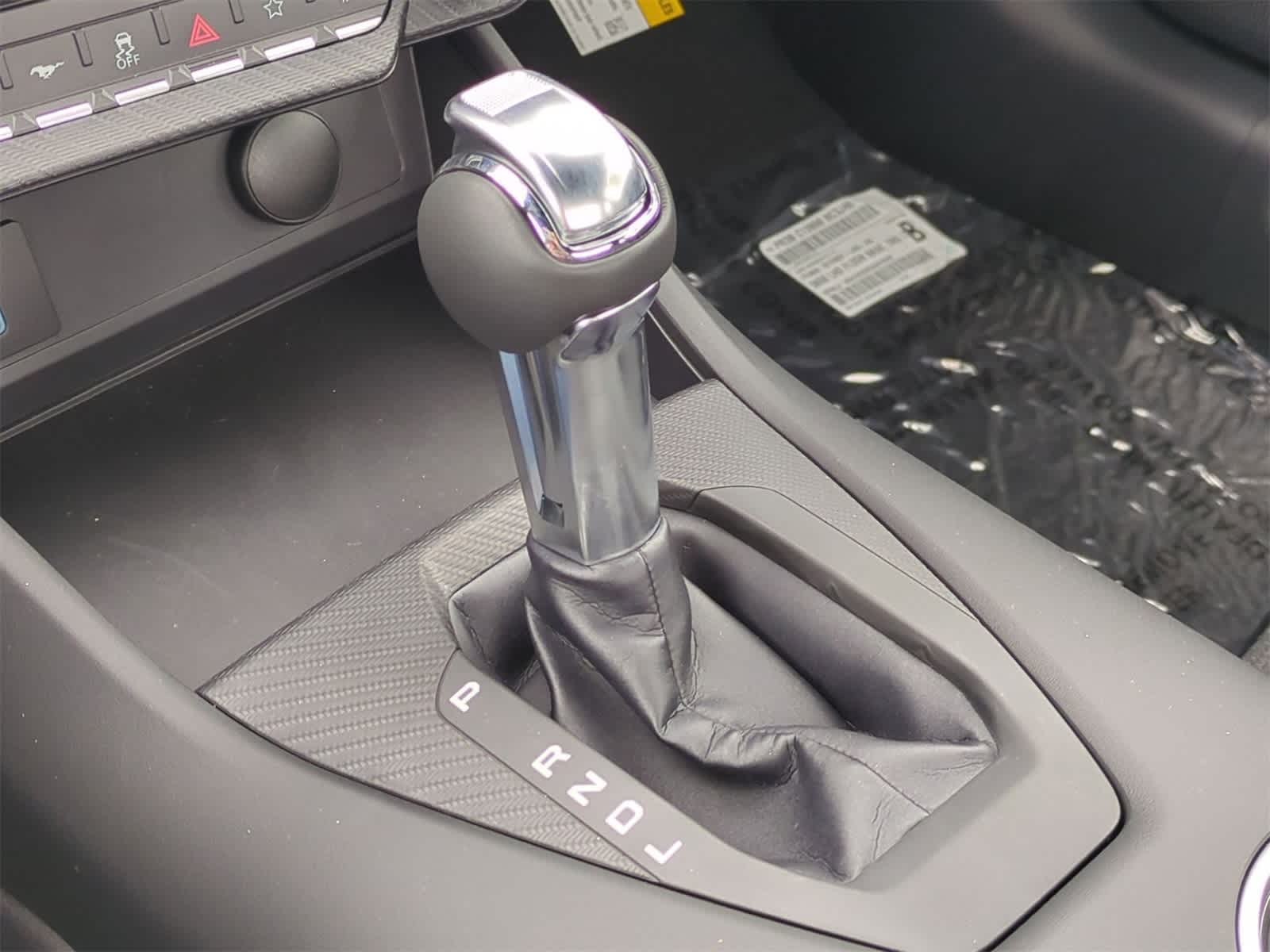 Thumbnail: 2025 Ford Mustang - 15