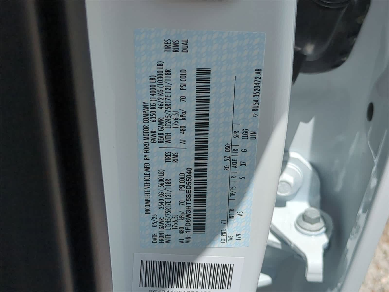 Thumbnail: 2025 Ford F-350 - 29