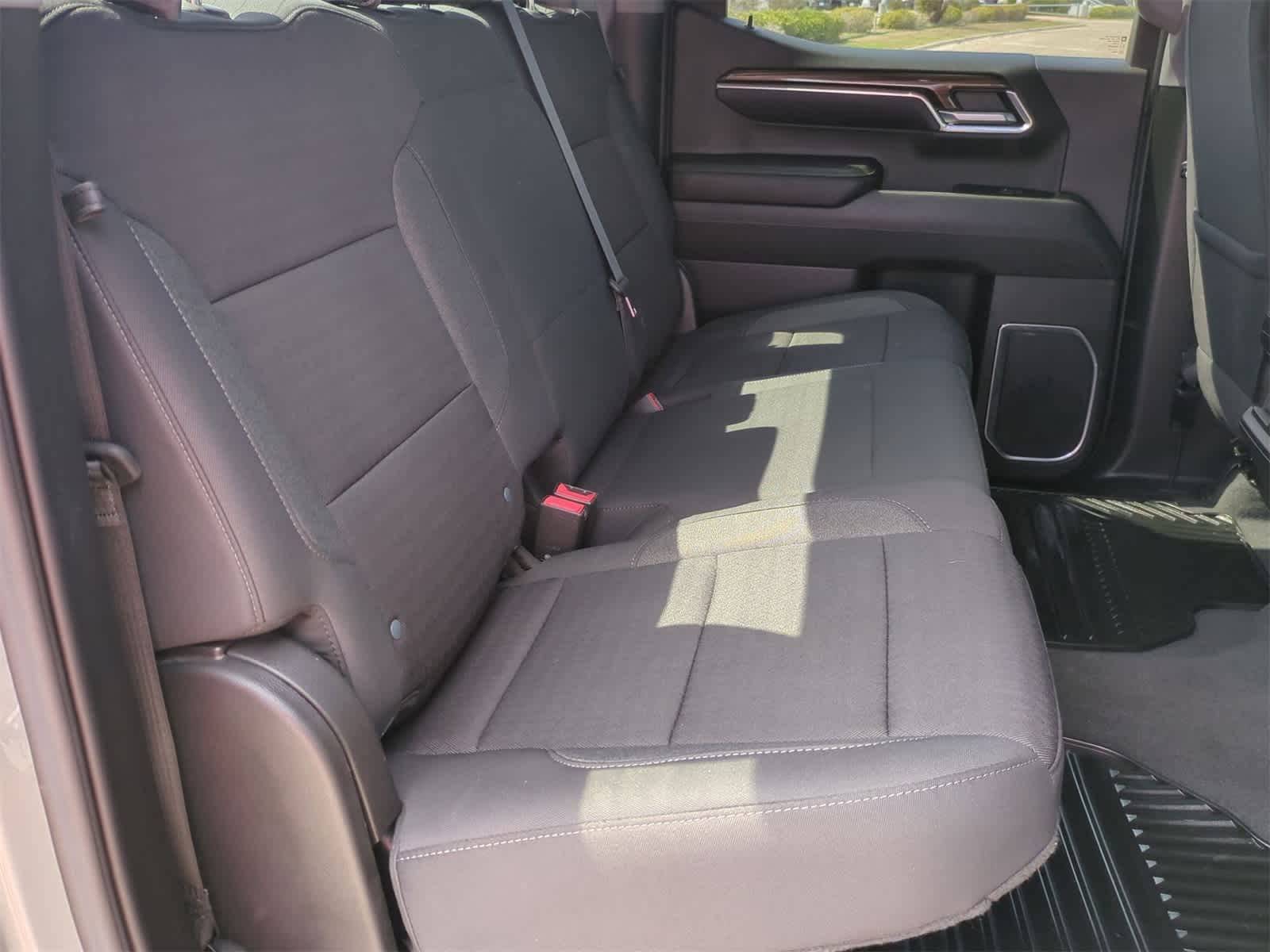 Thumbnail: 2023 Chevrolet Silverado 1500 - 25