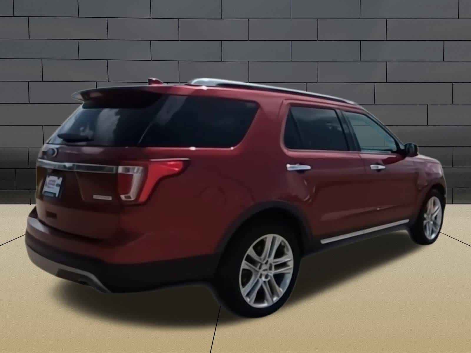 Thumbnail: 2017 Ford Explorer - 8