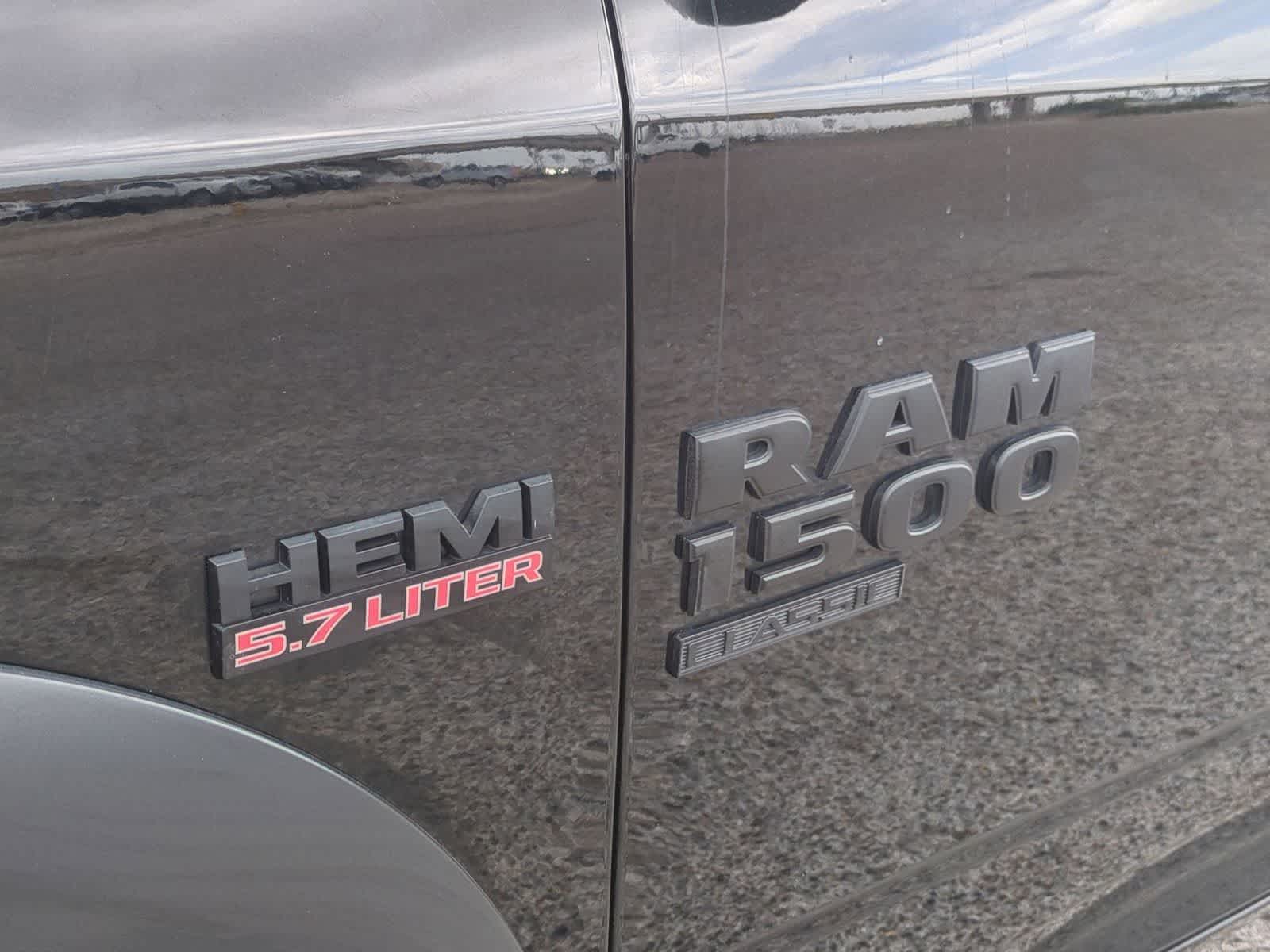 Thumbnail: 2020 RAM 1500 Classic - 29