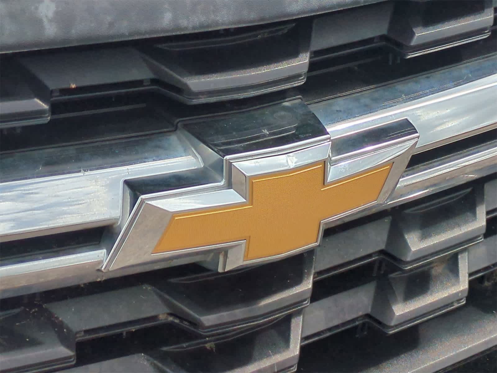 Thumbnail: 2022 Chevrolet Colorado - 28