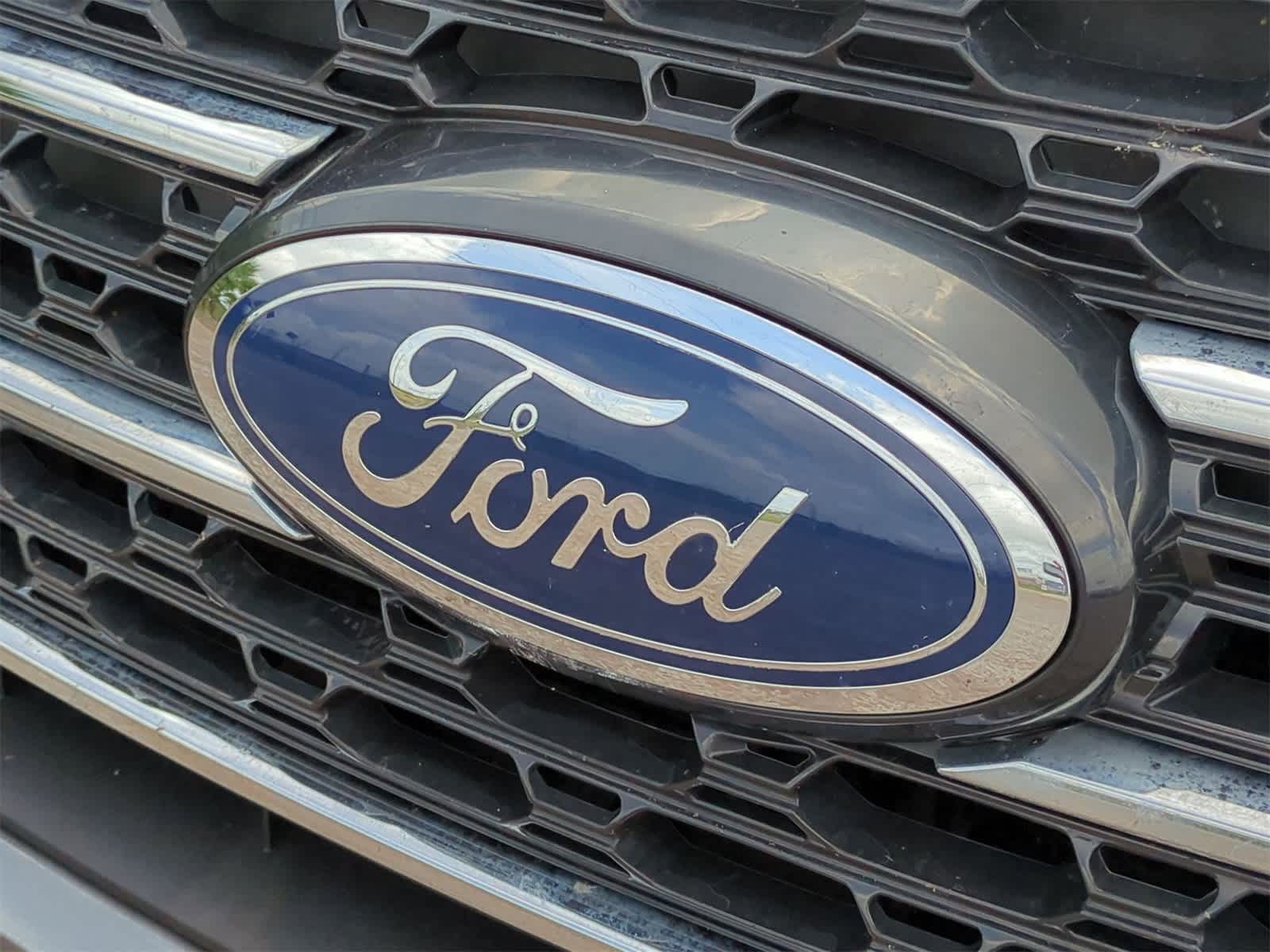 Thumbnail: 2021 Ford Explorer - 29
