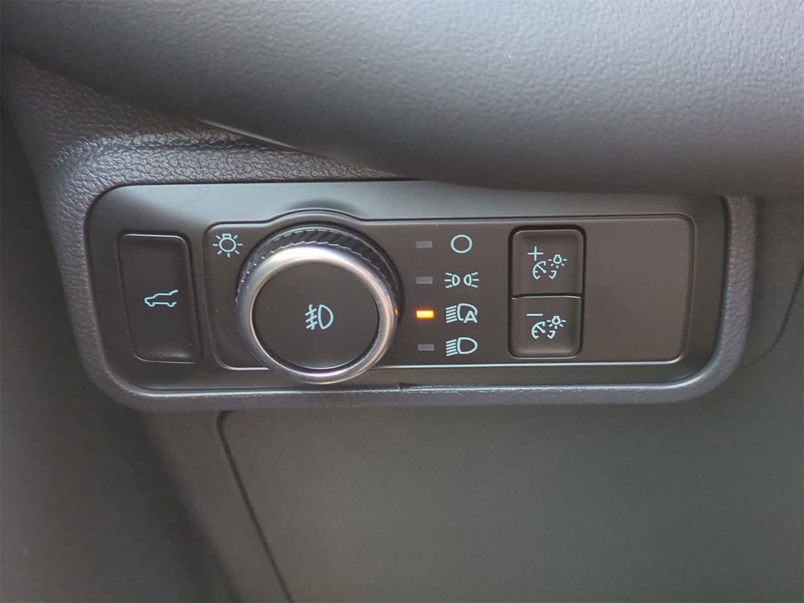 Thumbnail: 2025 Ford Explorer - 18