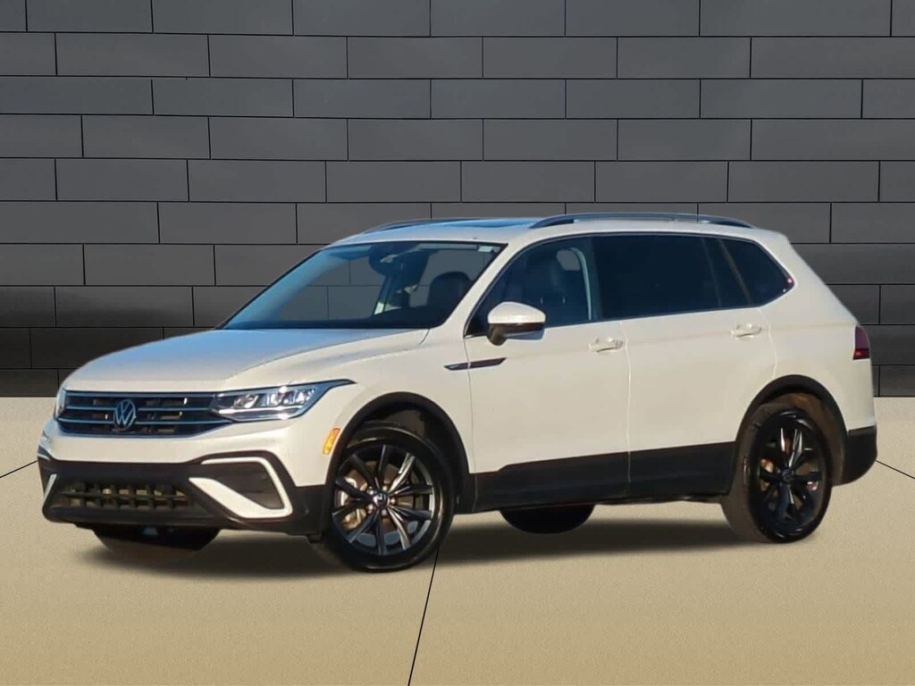 Used 2023 Volkswagen Tiguan SE SUV