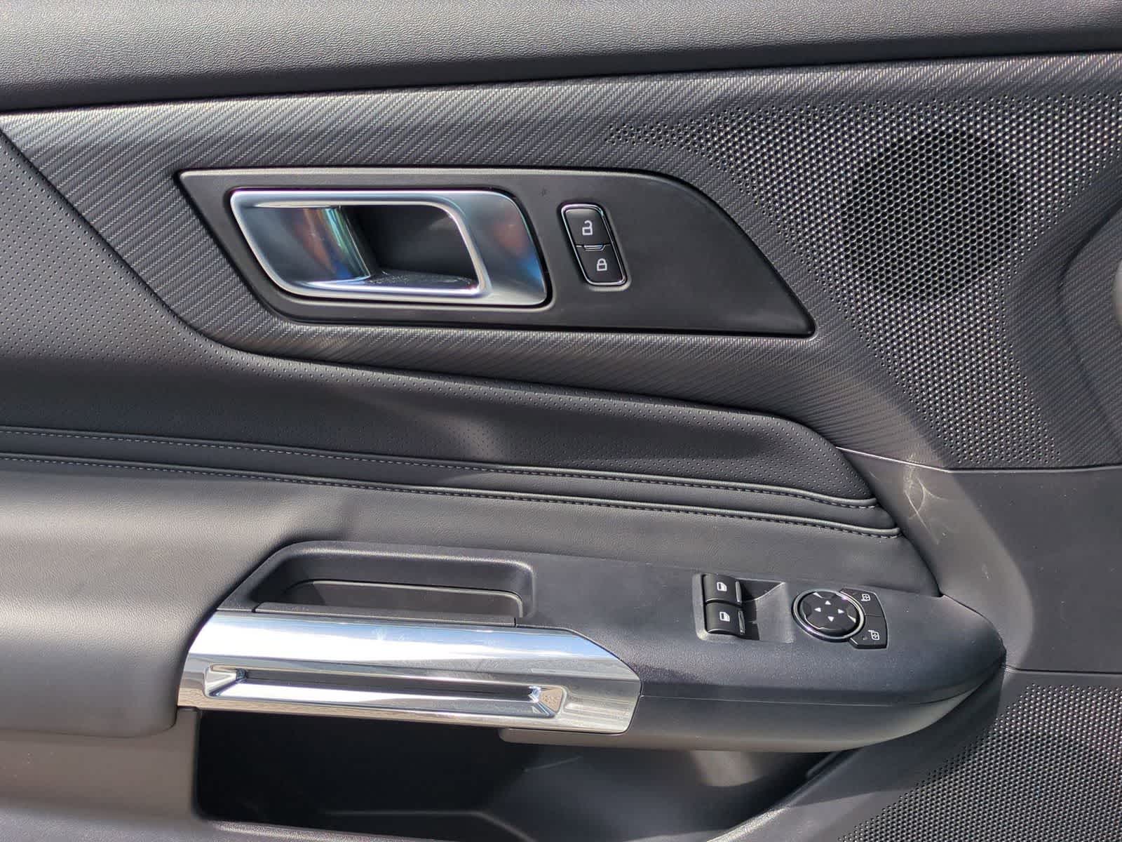 Thumbnail: 2025 Ford Mustang - 21