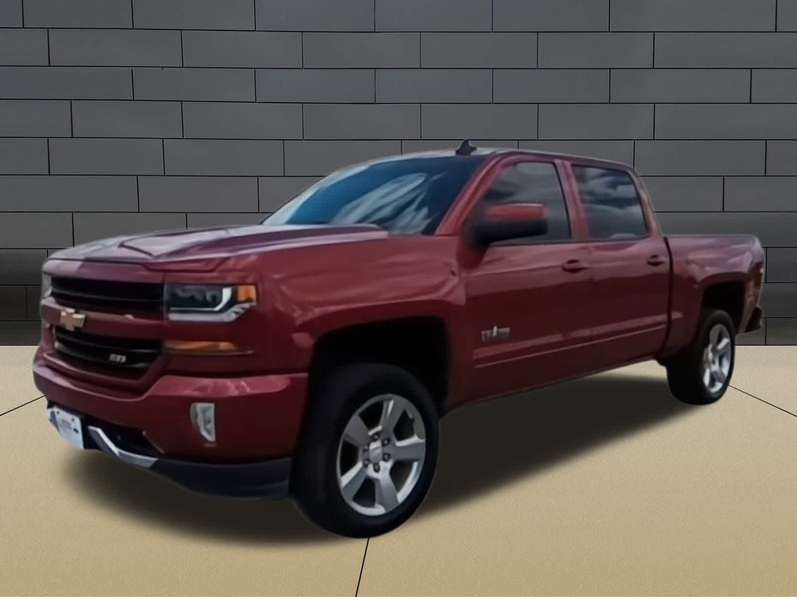 2018 Chevrolet Silverado 1500 LT photo 4