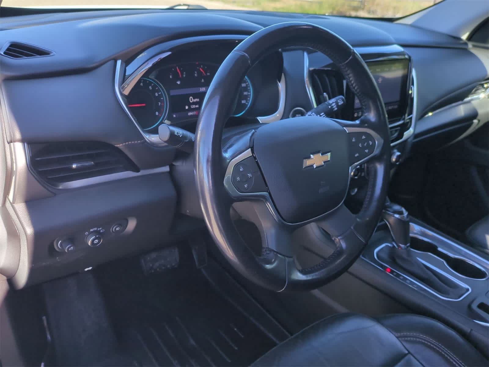 Thumbnail: 2020 Chevrolet Traverse - 10