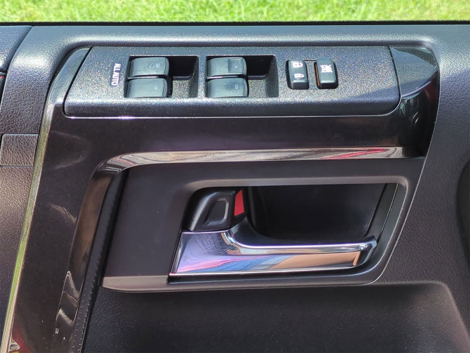 Thumbnail: 2023 Toyota 4Runner - 23
