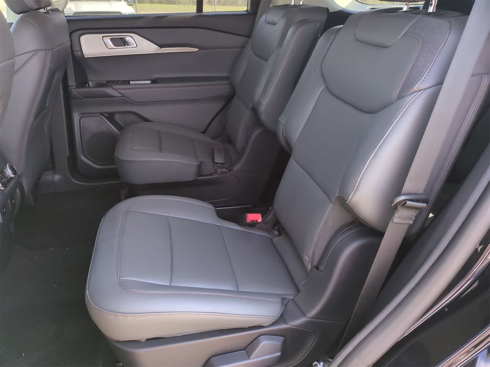 Thumbnail: 2025 Ford Explorer - 23