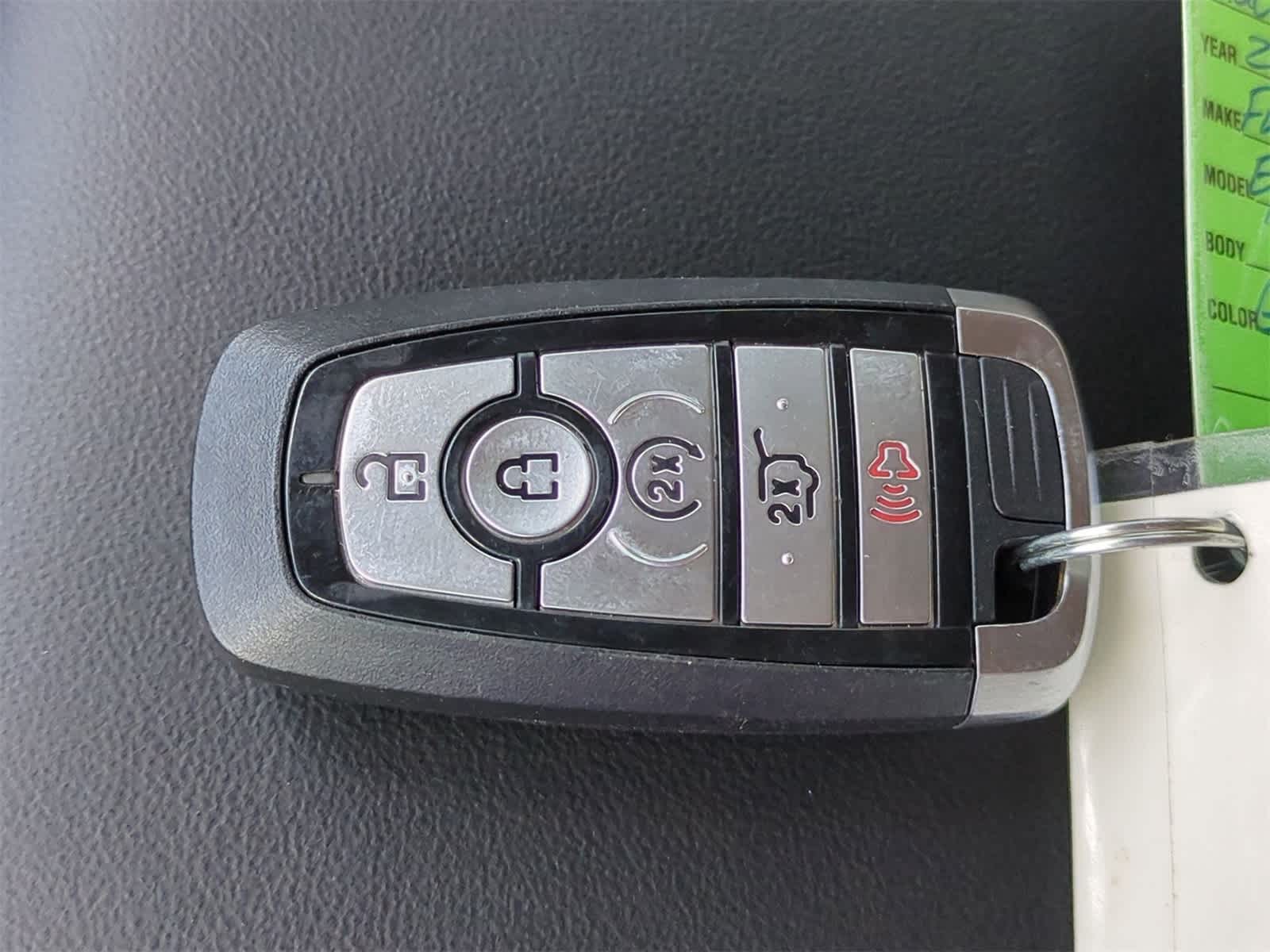 Thumbnail: 2021 Ford Explorer - 33