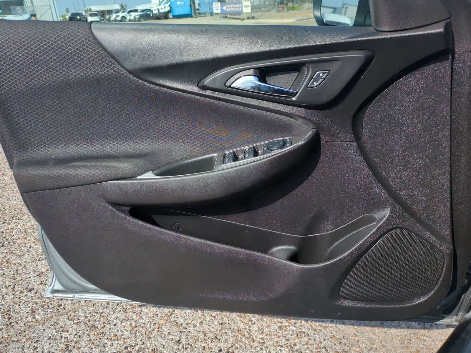 Thumbnail: 2025 Chevrolet Malibu - 21