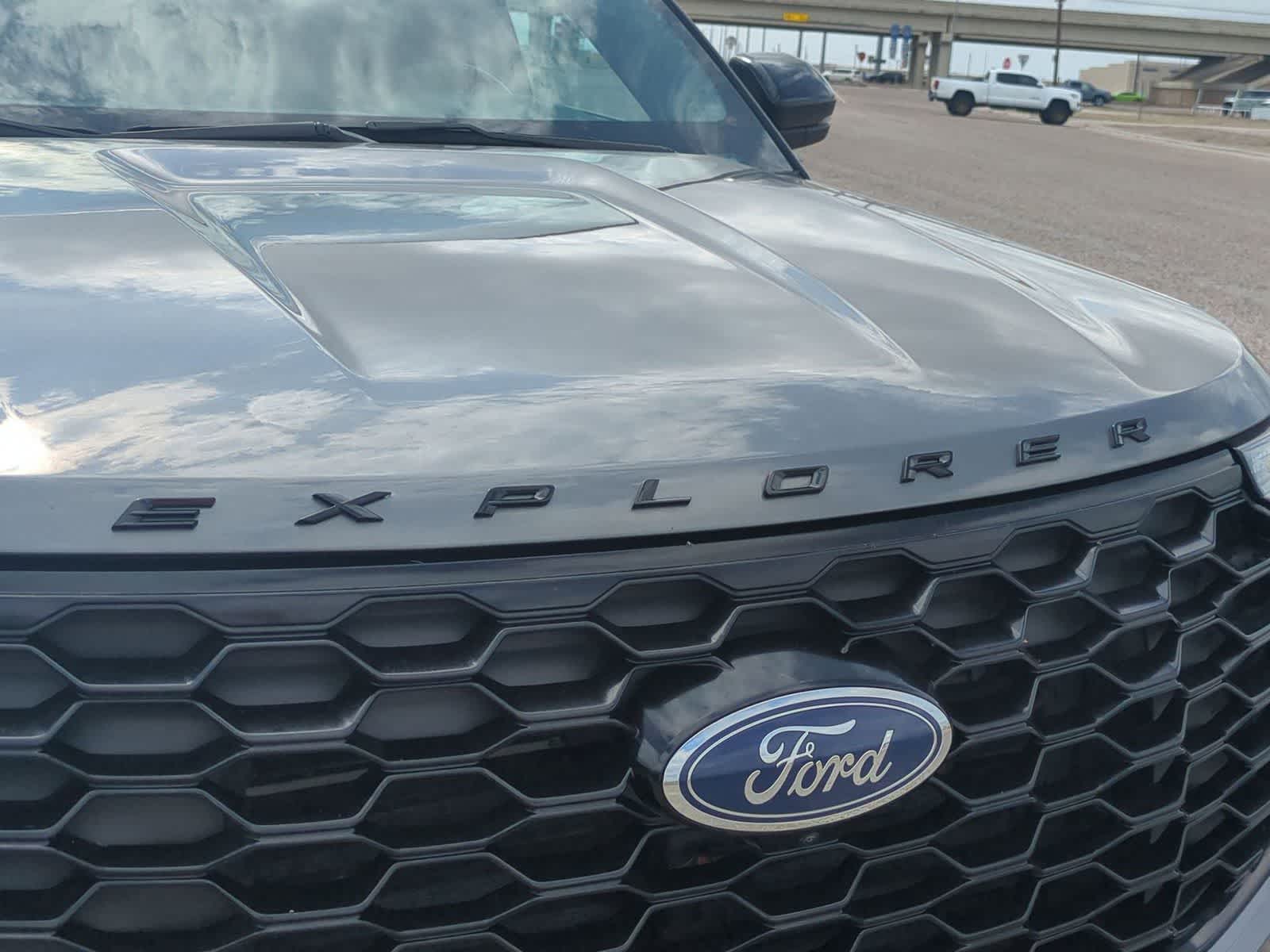 Thumbnail: 2025 Ford Explorer - 31