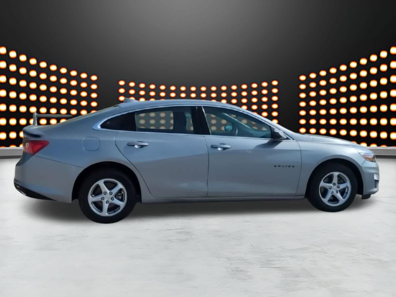 Thumbnail: 2025 Chevrolet Malibu - 9