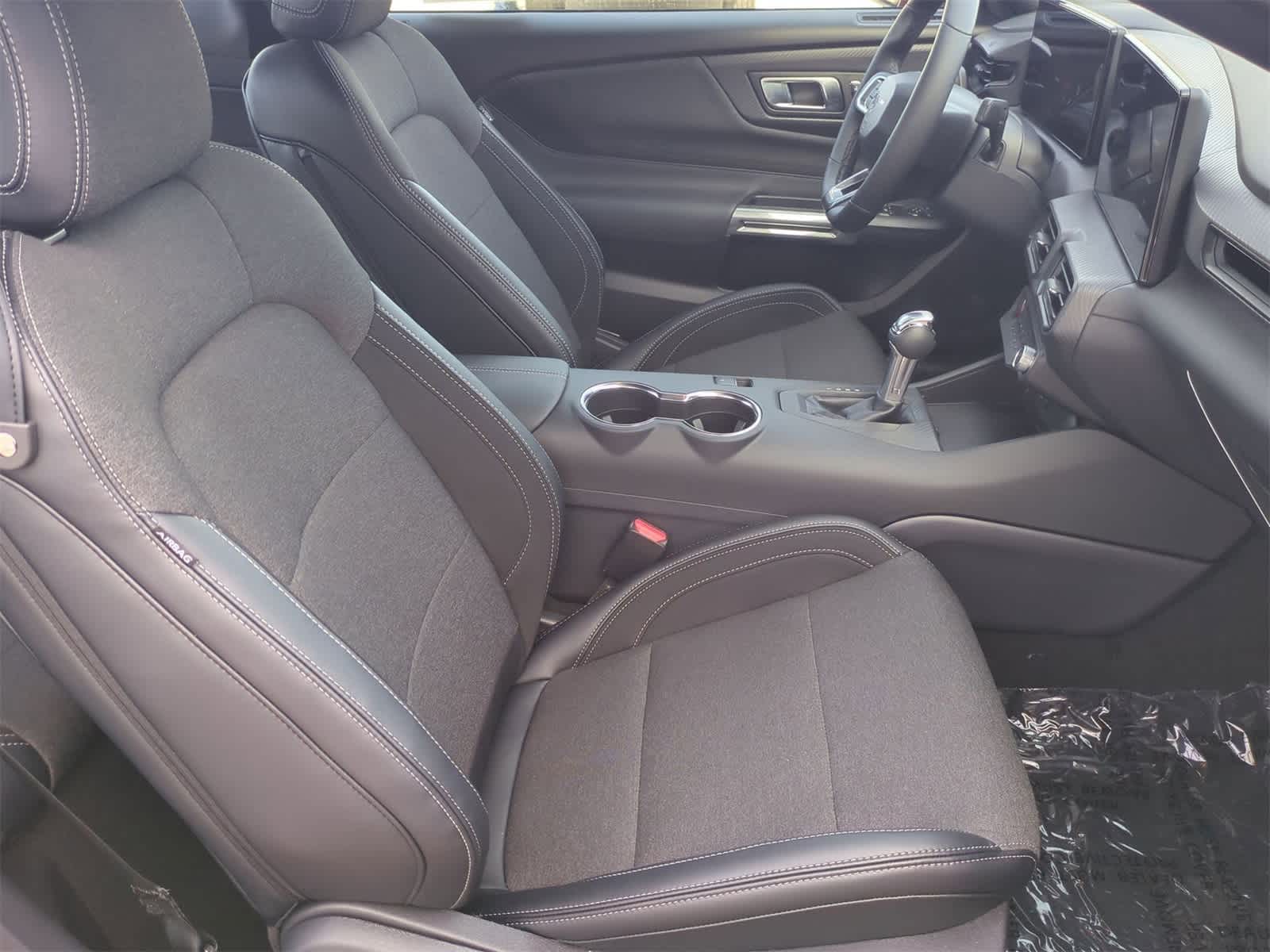 Thumbnail: 2025 Ford Mustang - 25