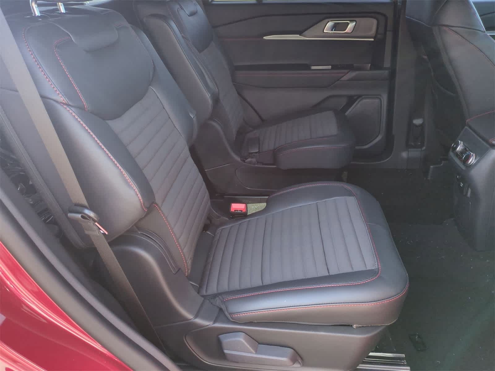 Thumbnail: 2026 Ford Explorer - 26