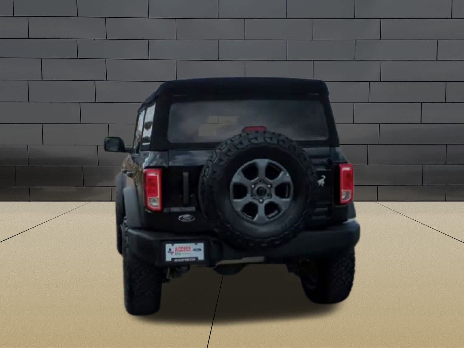 Thumbnail: 2022 Ford Bronco - 7