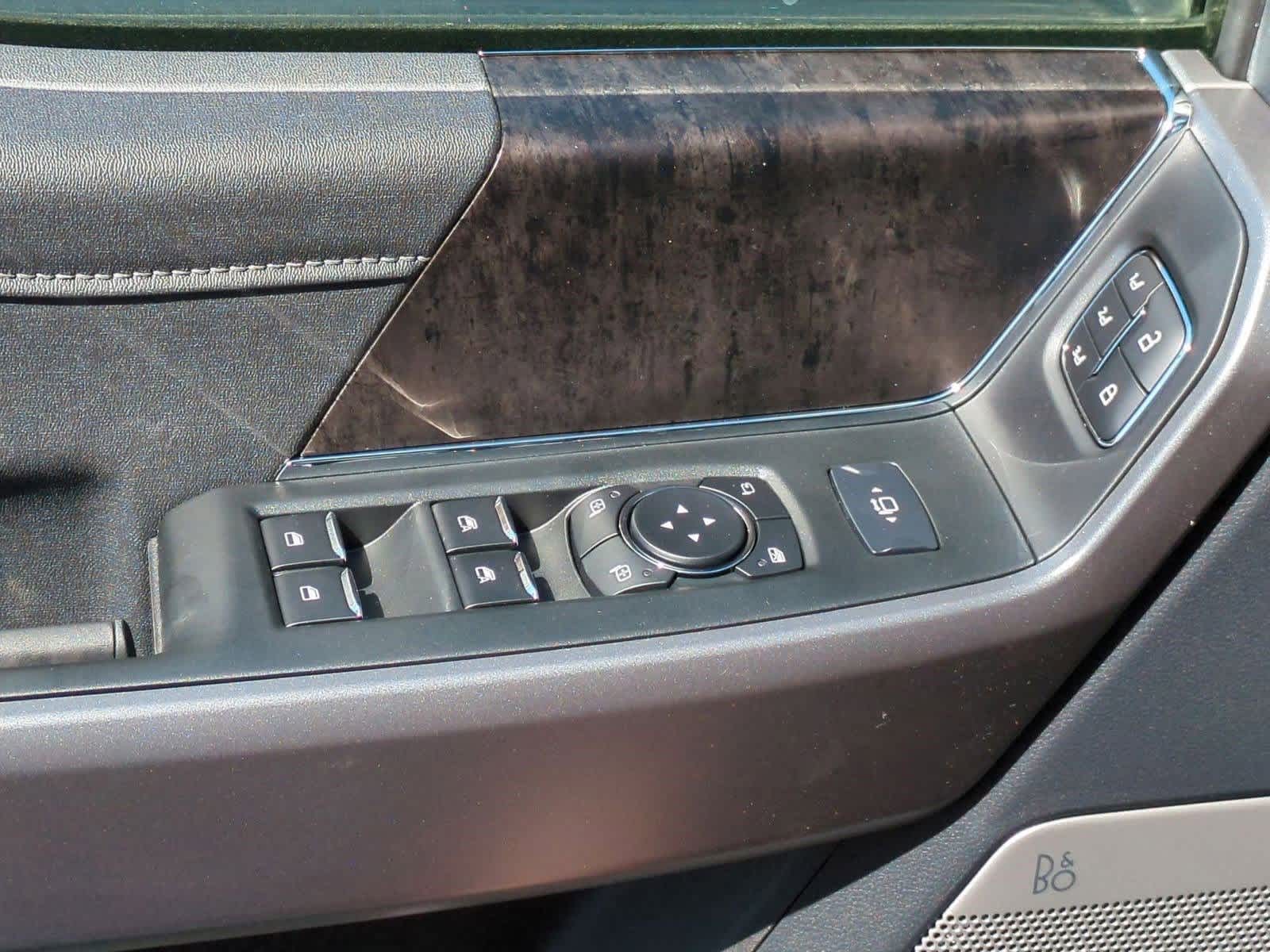 Thumbnail: 2025 Ford F-350 - 24