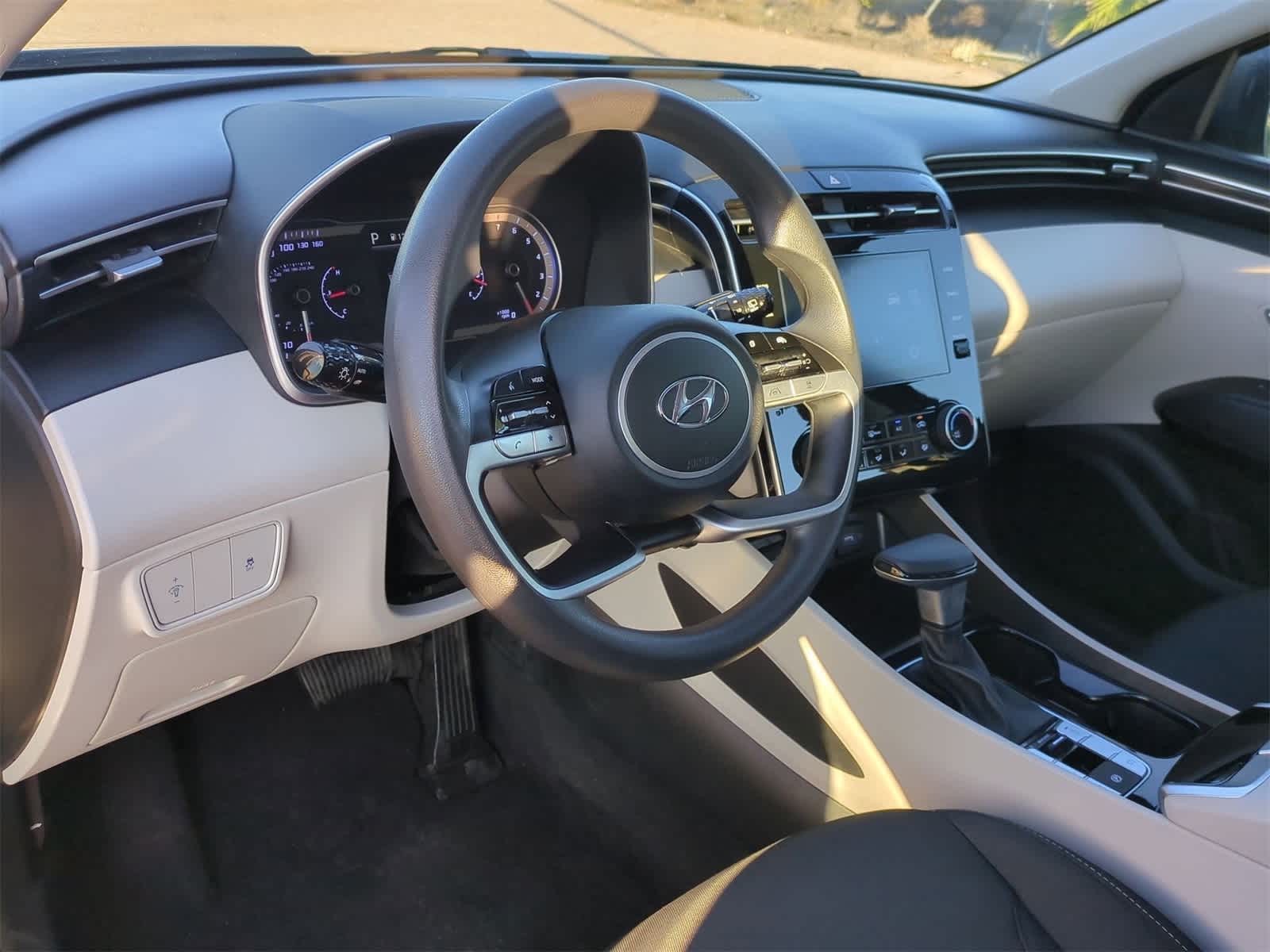 Thumbnail: 2024 Hyundai Tucson - 10