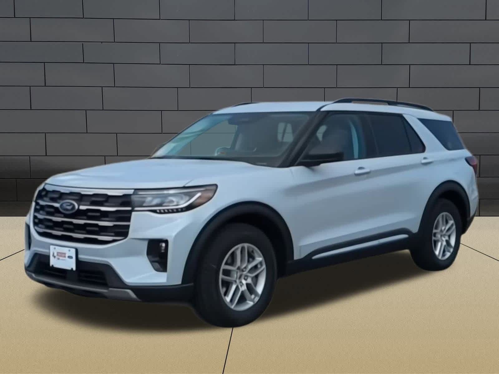 2025 Ford Explorer photo 4