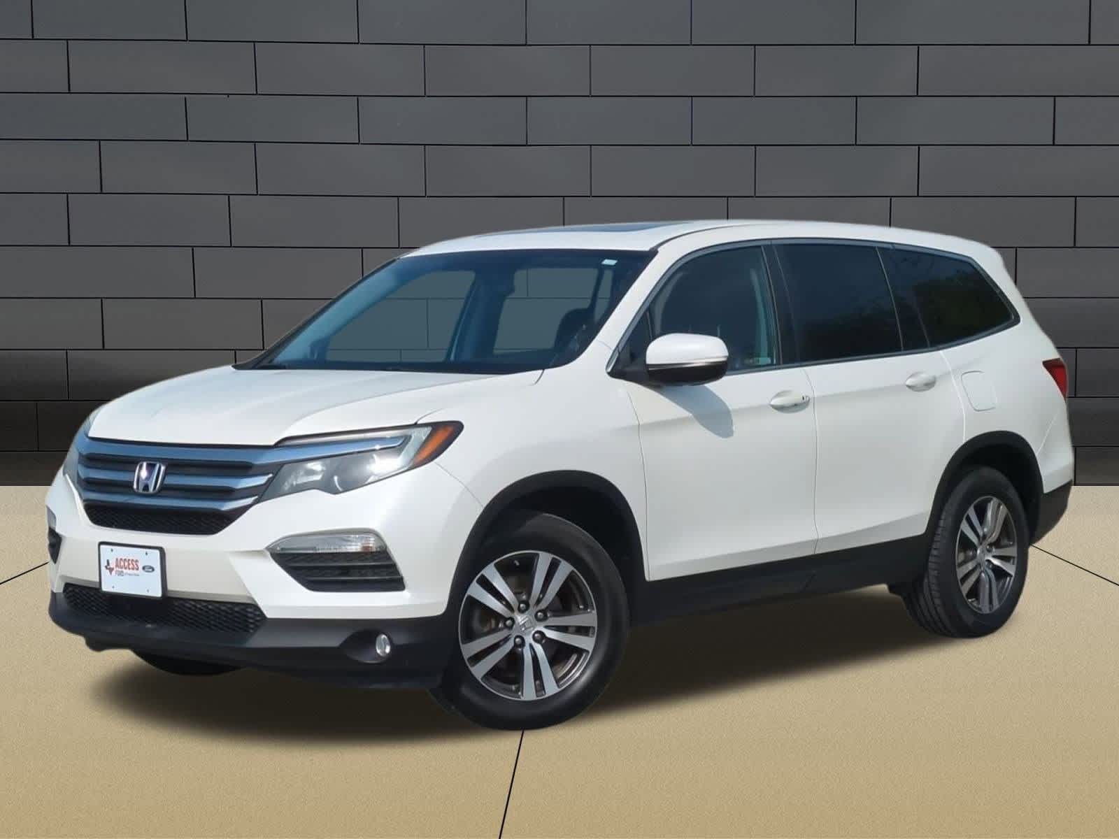 Thumbnail: 2018 Honda Pilot - 1