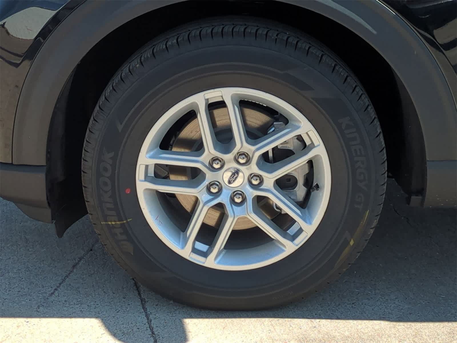 Thumbnail: 2025 Ford Explorer - 31