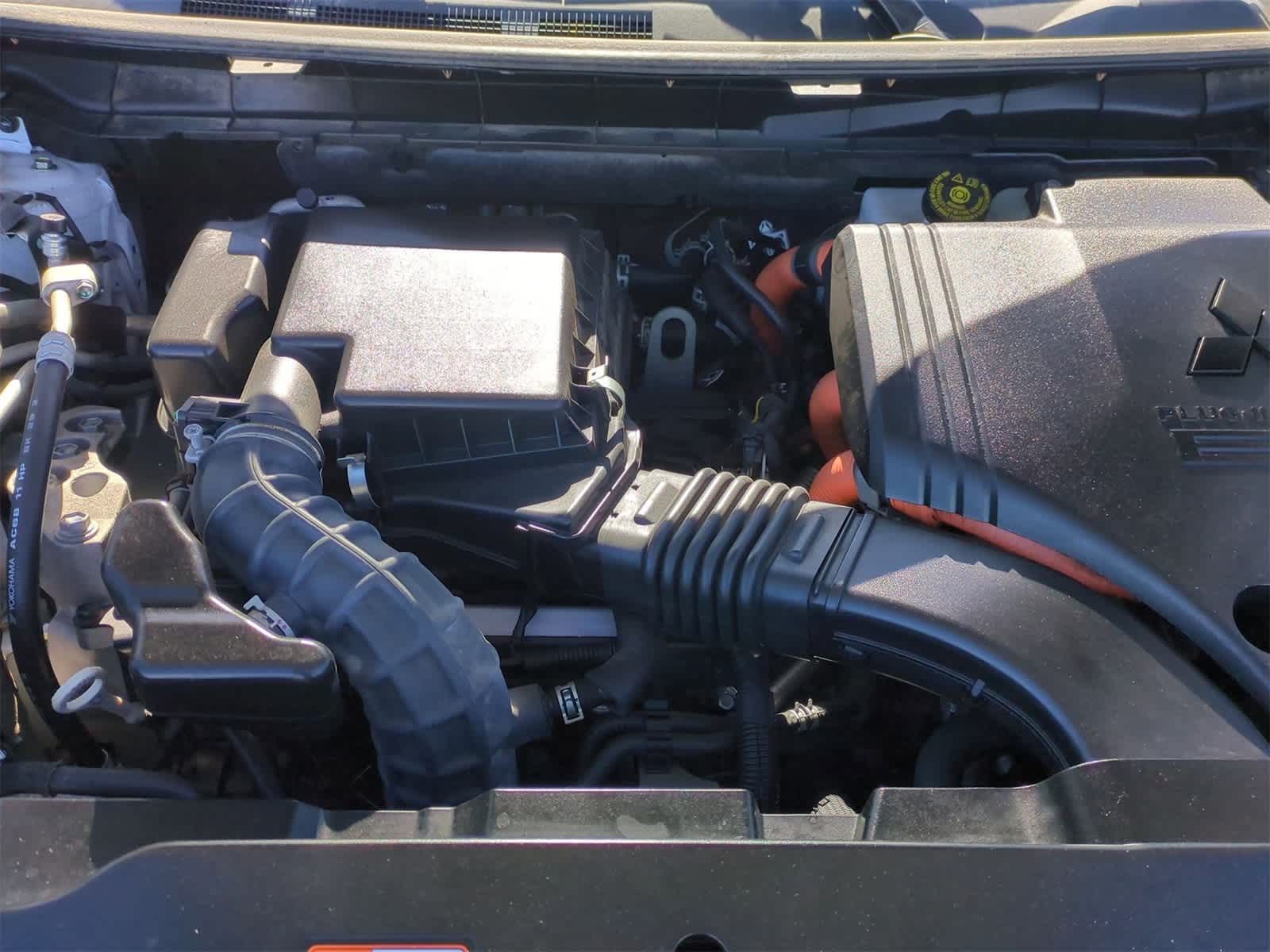 Thumbnail: 2023 Mitsubishi Outlander - 30