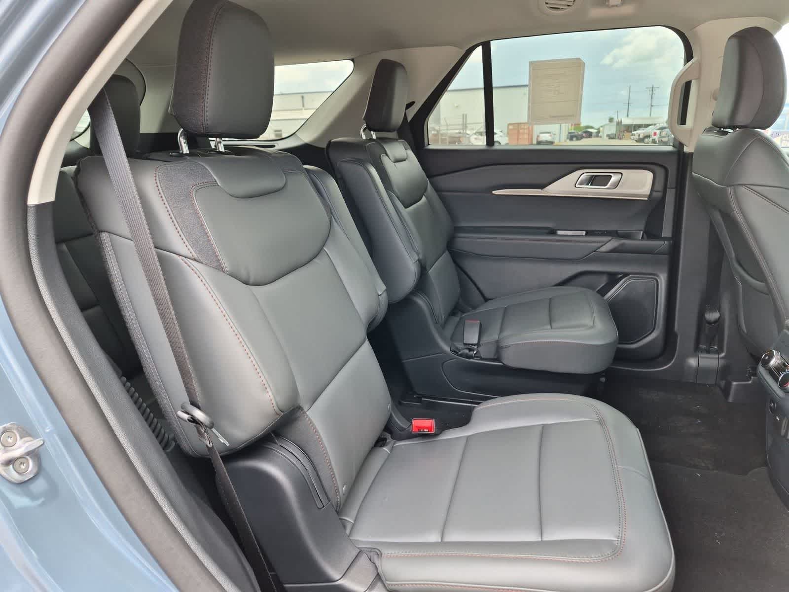 Thumbnail: 2026 Ford Explorer - 26