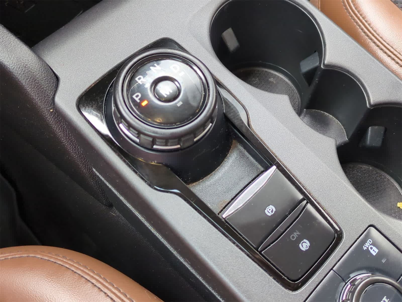 Thumbnail: 2021 Ford Bronco Sport - 16