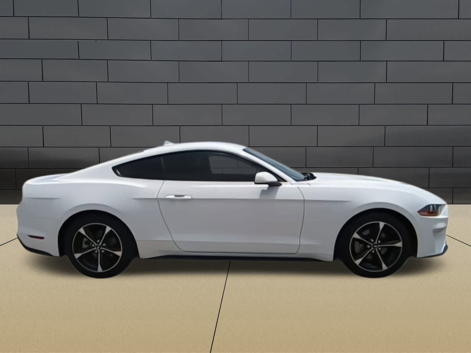 2023 Ford Mustang  9