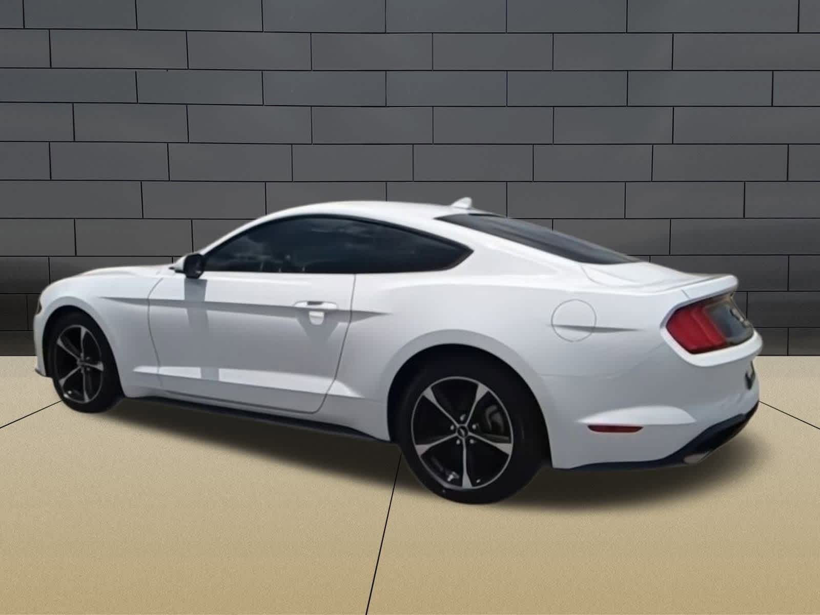 2023 Ford Mustang  6