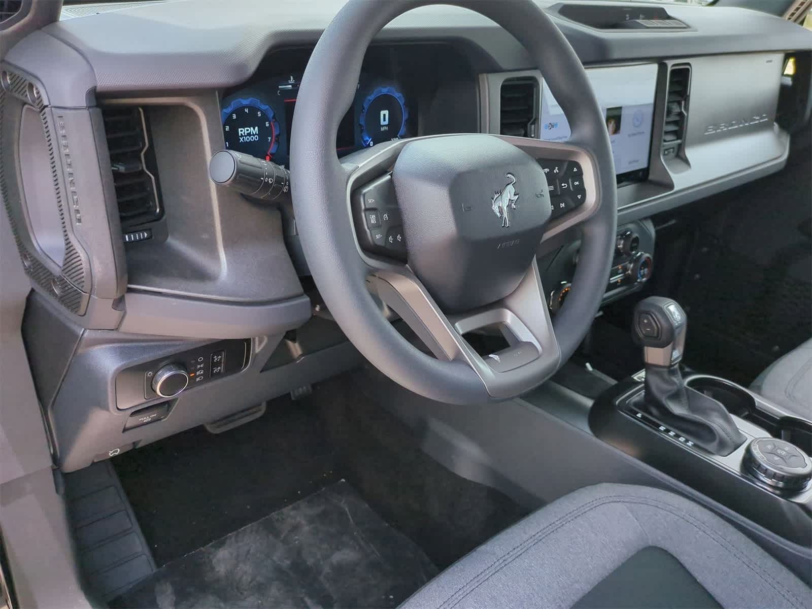 Thumbnail: 2025 Ford Bronco - 10