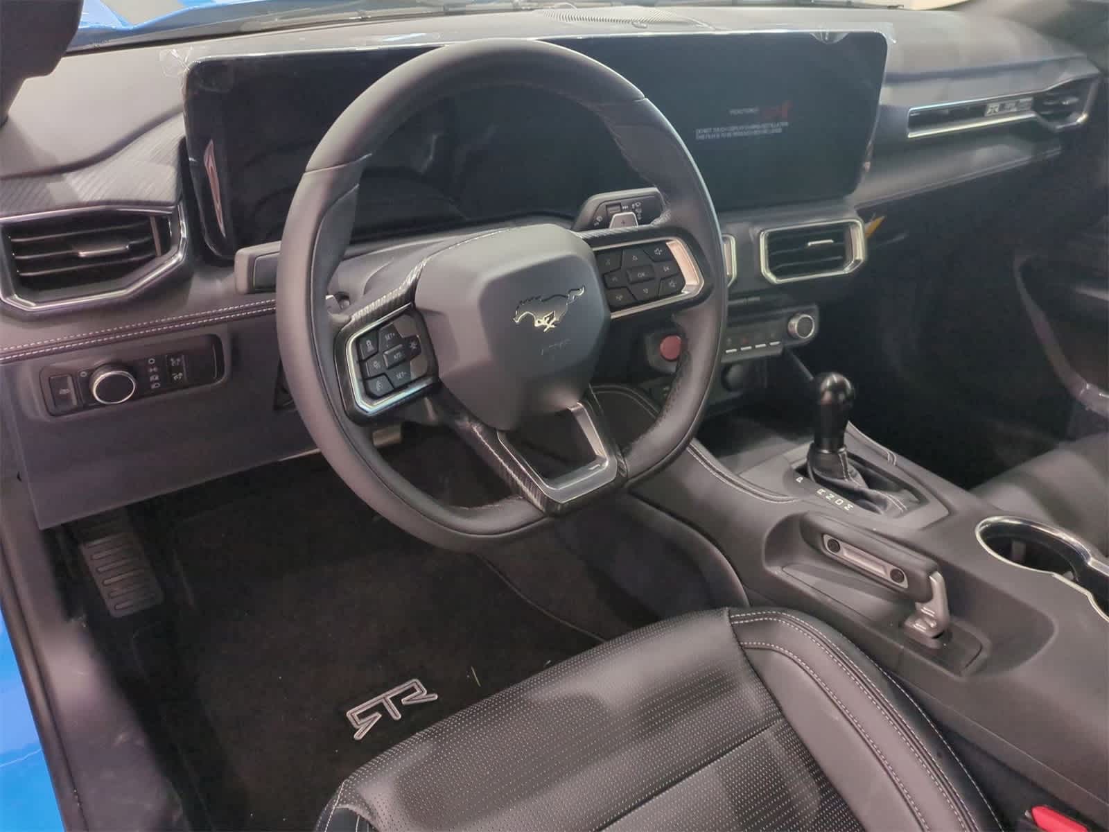 Thumbnail: 2025 Ford Mustang - 10