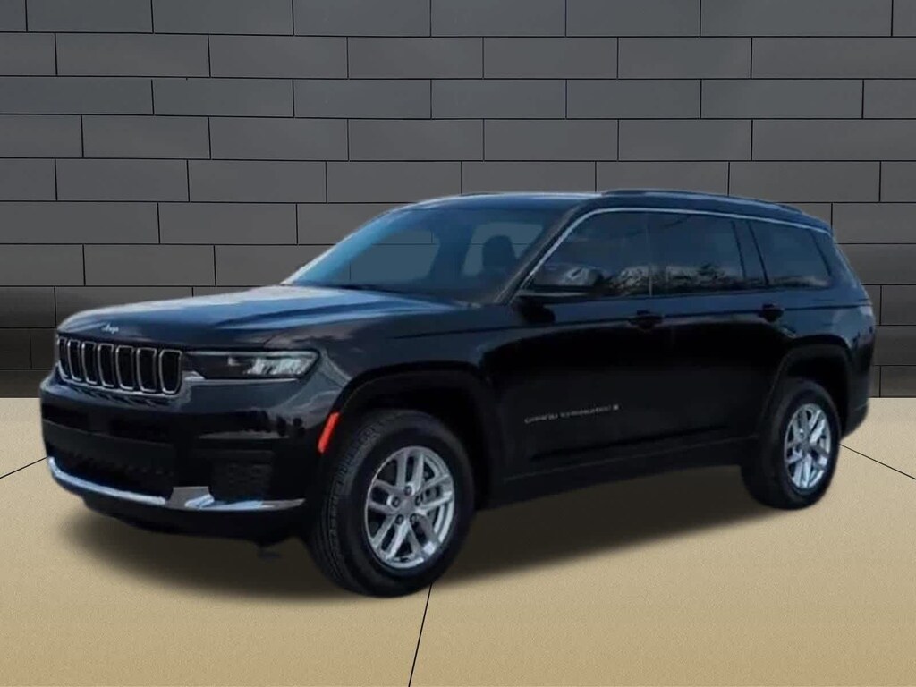 Used 2022 Jeep New Grand Cherokee Laredo SUV