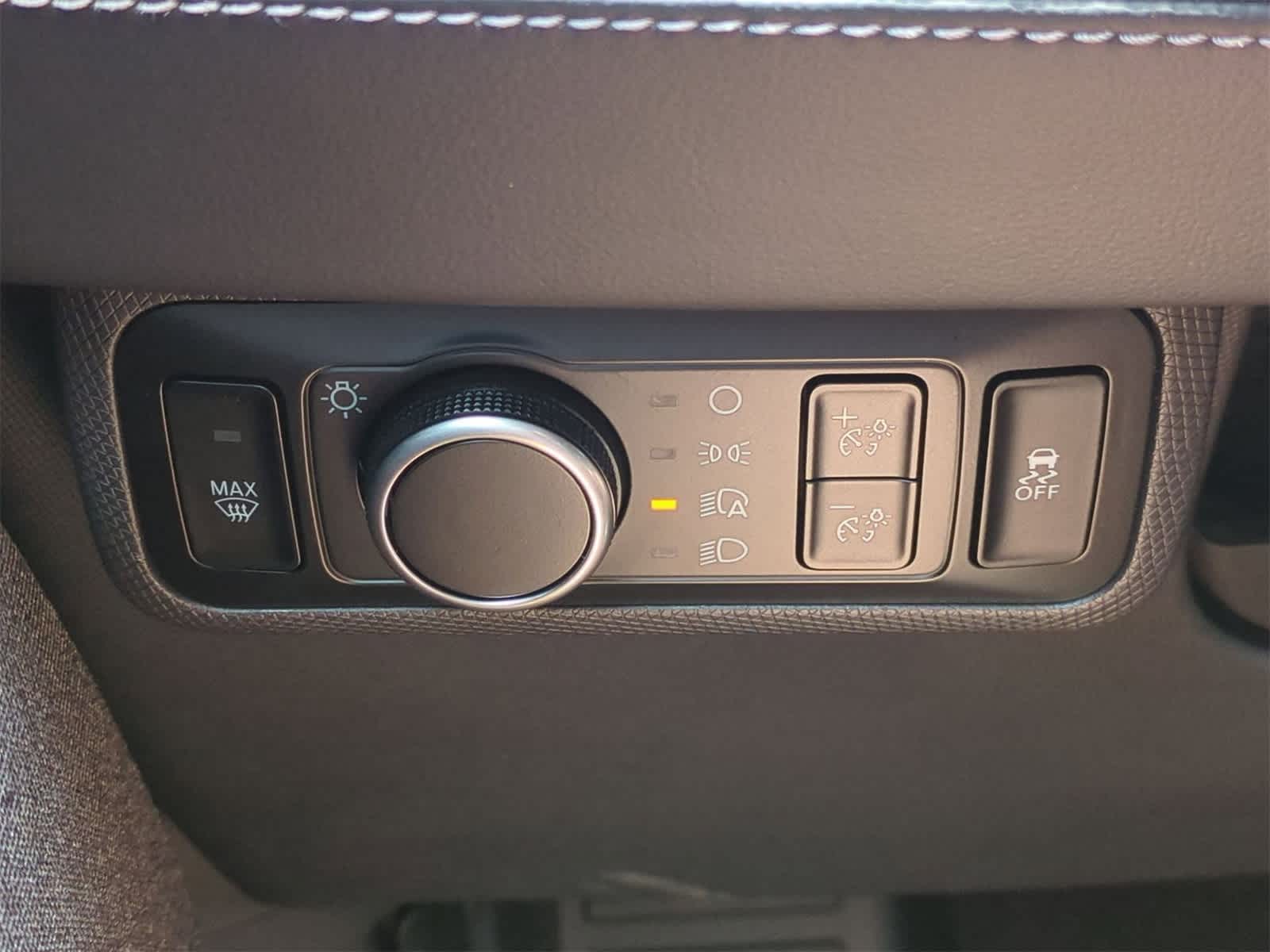 Thumbnail: 2025 Ford Mustang Mach-E - 18