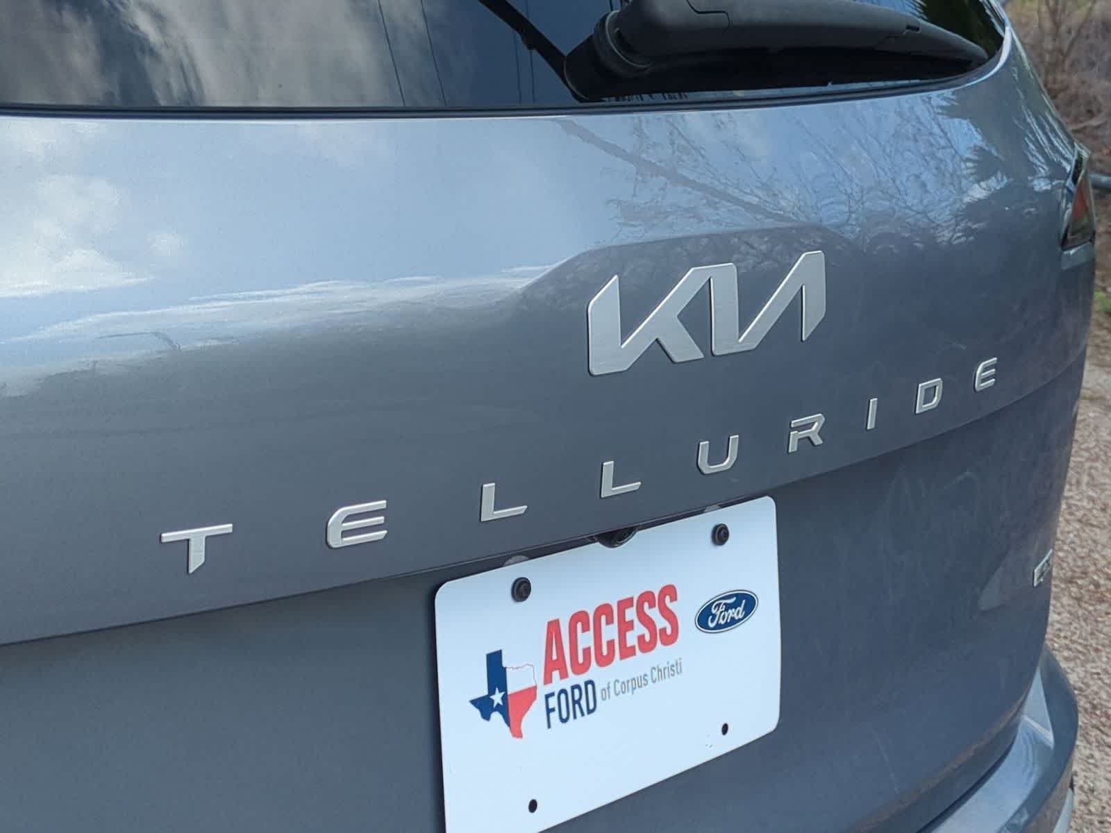 Thumbnail: 2023 Kia Telluride - 32