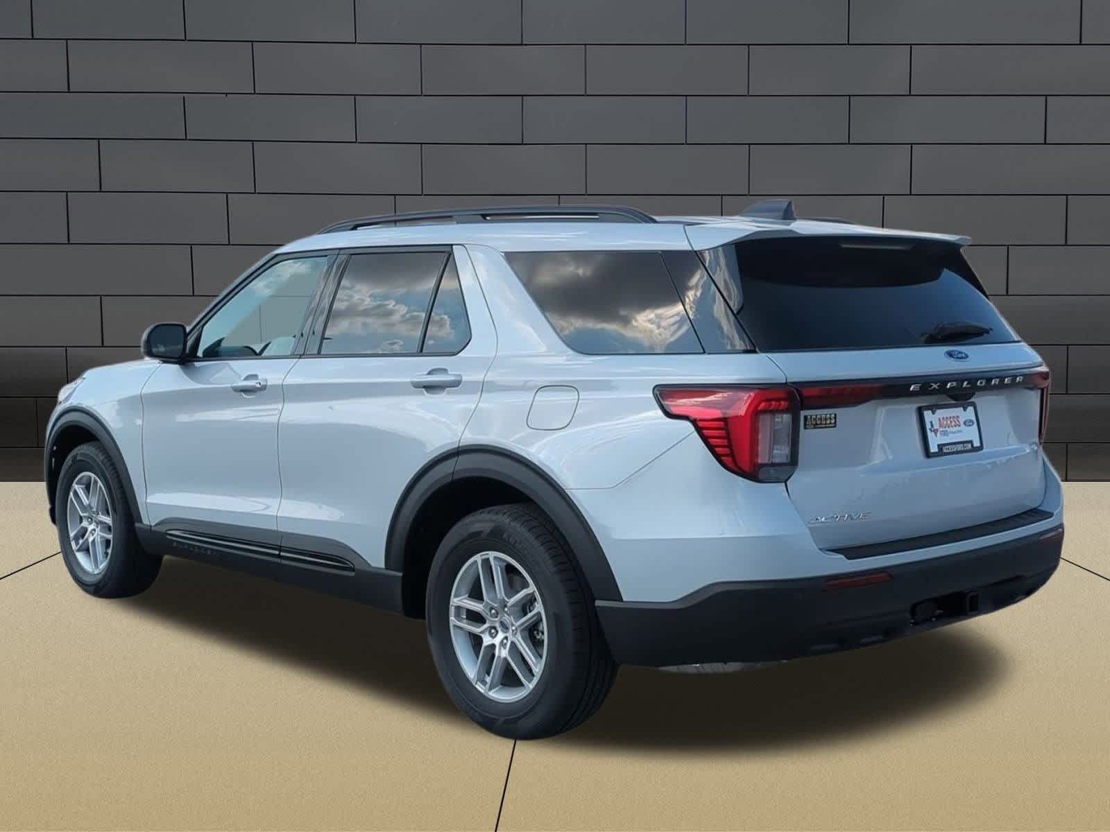 Thumbnail: 2026 Ford Explorer - 6