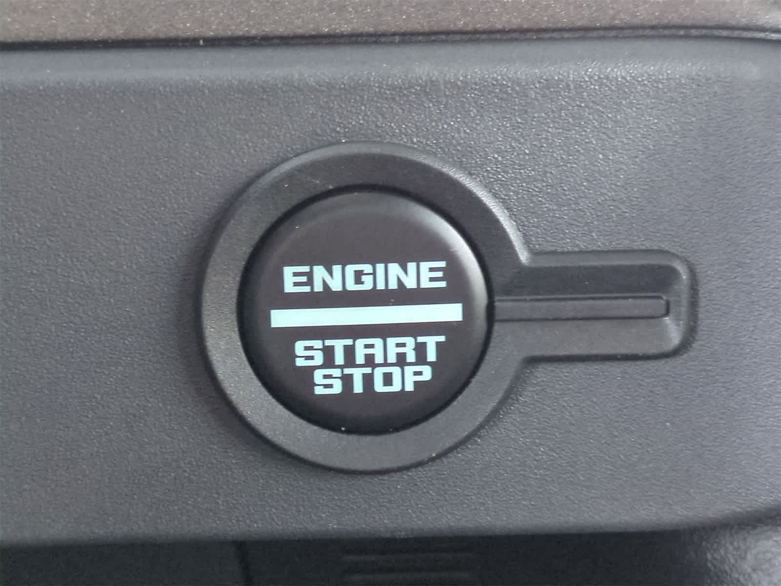 Thumbnail: 2025 Ford Bronco - 17