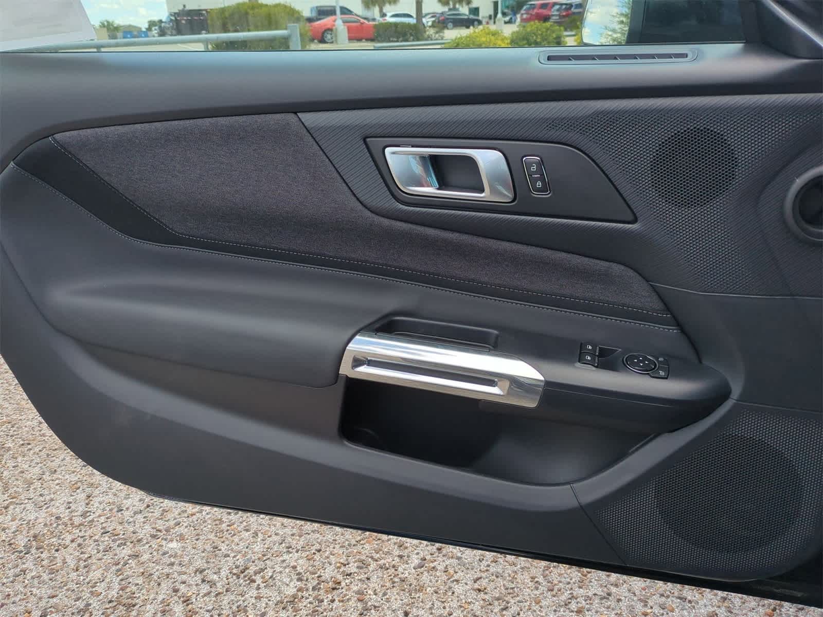 Thumbnail: 2025 Ford Mustang - 20