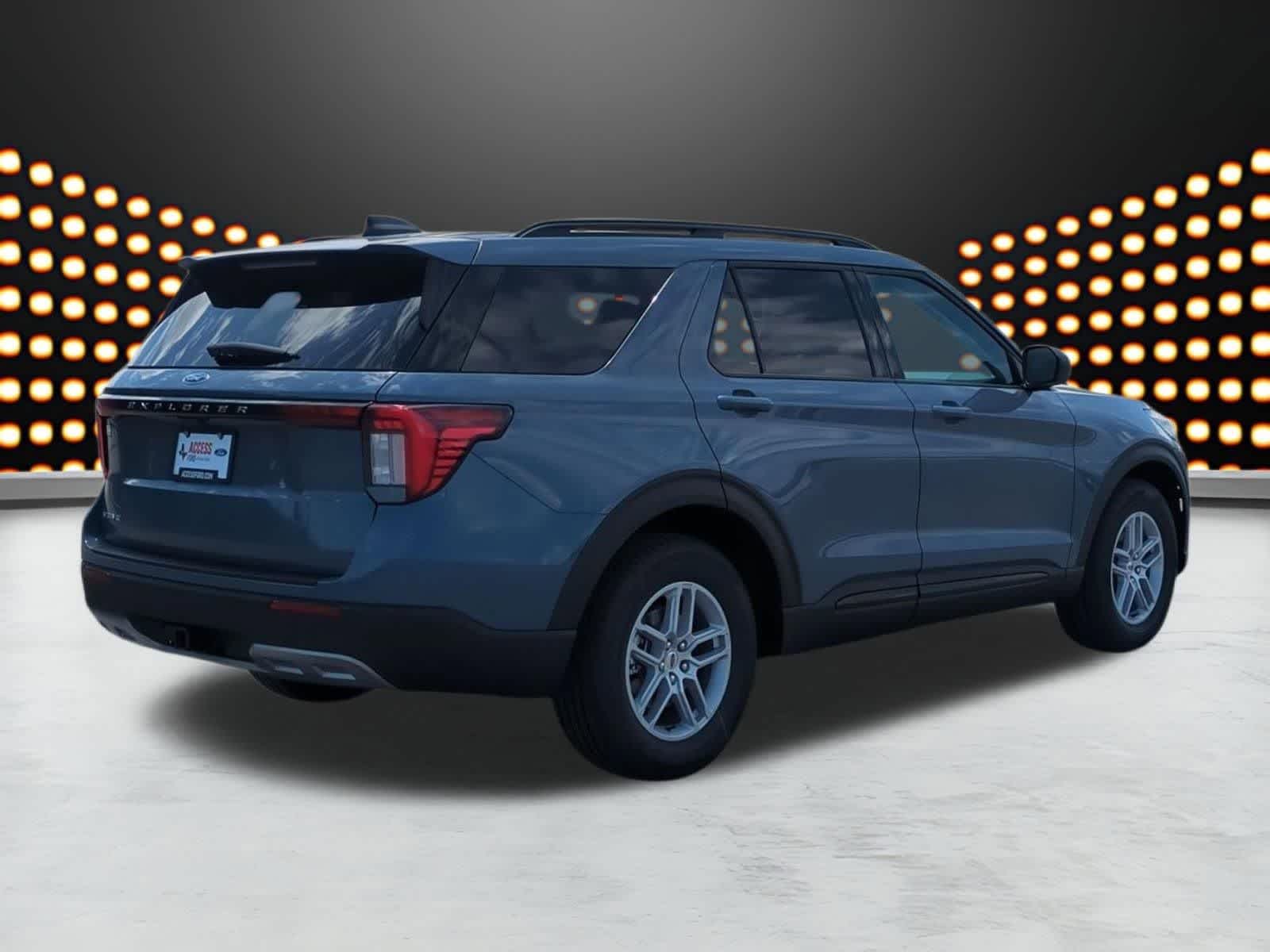 Thumbnail: 2026 Ford Explorer - 8