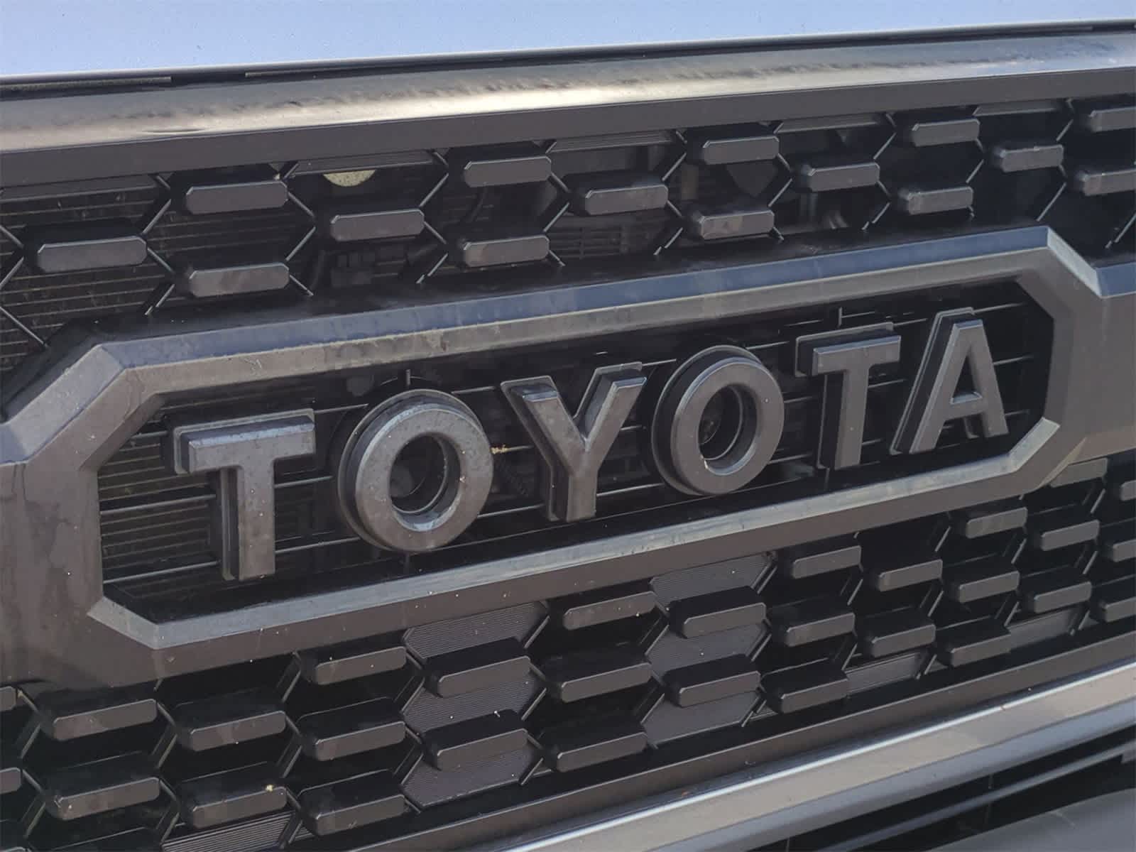 Thumbnail: 2016 Toyota Tacoma - 29