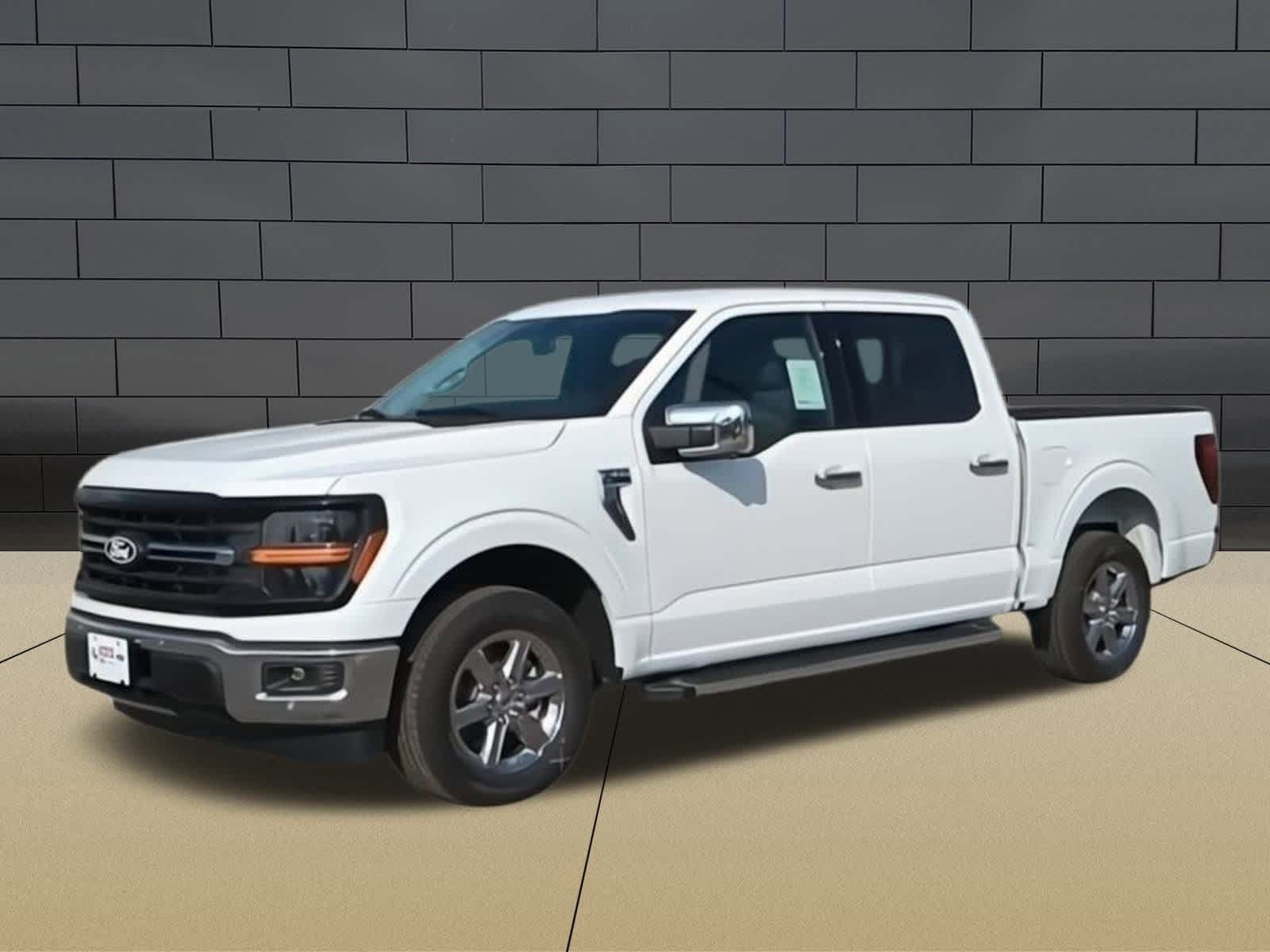 2025 Ford F-150 XLT photo 4