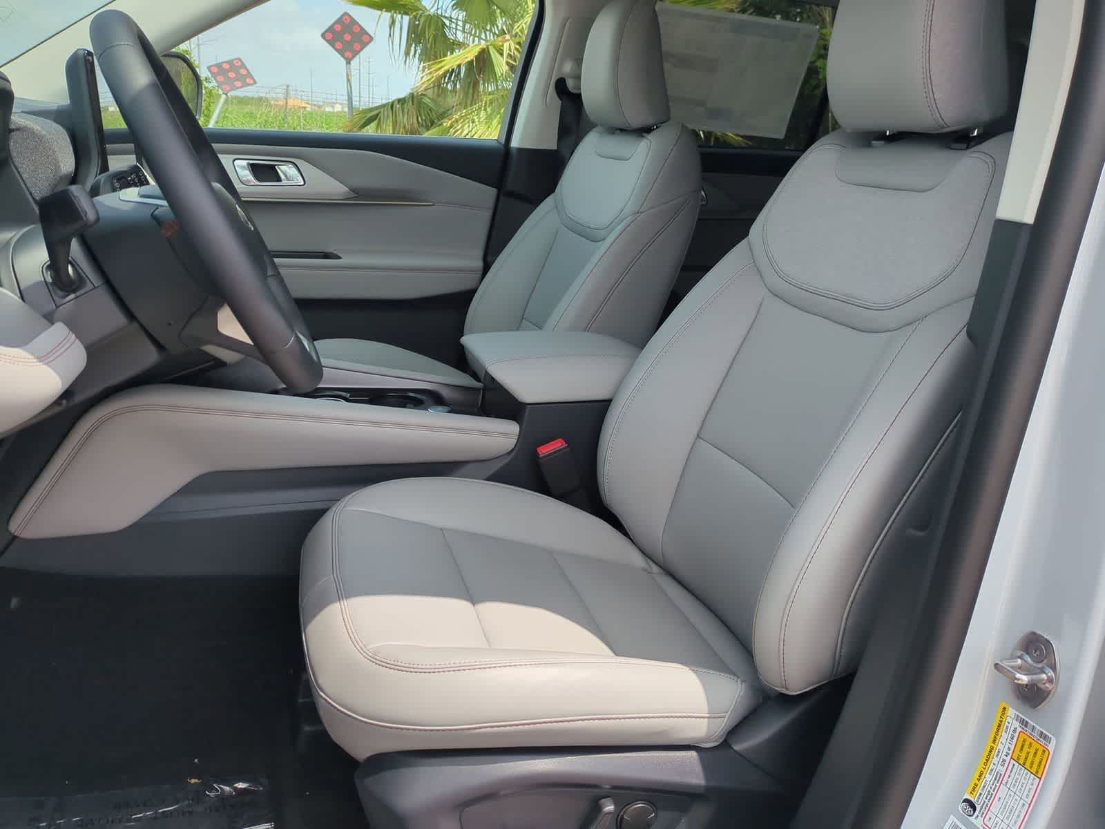 Thumbnail: 2026 Ford Explorer - 19