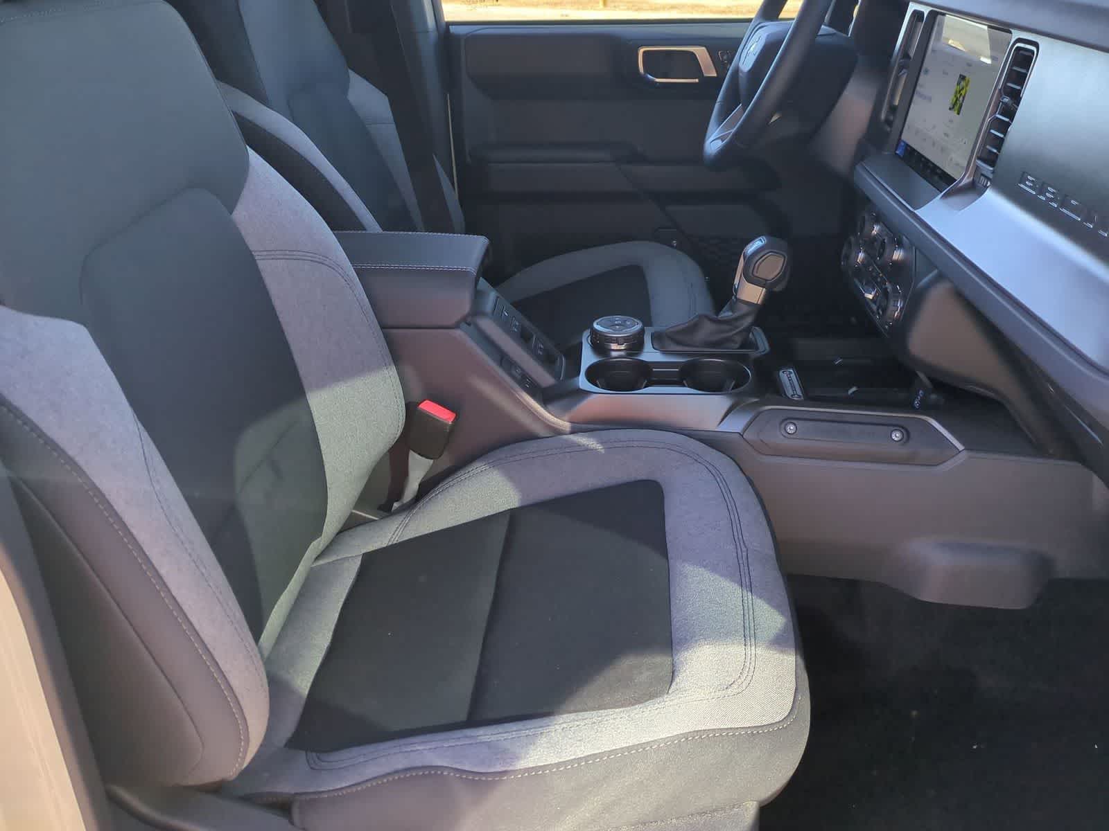 Thumbnail: 2025 Ford Bronco - 27